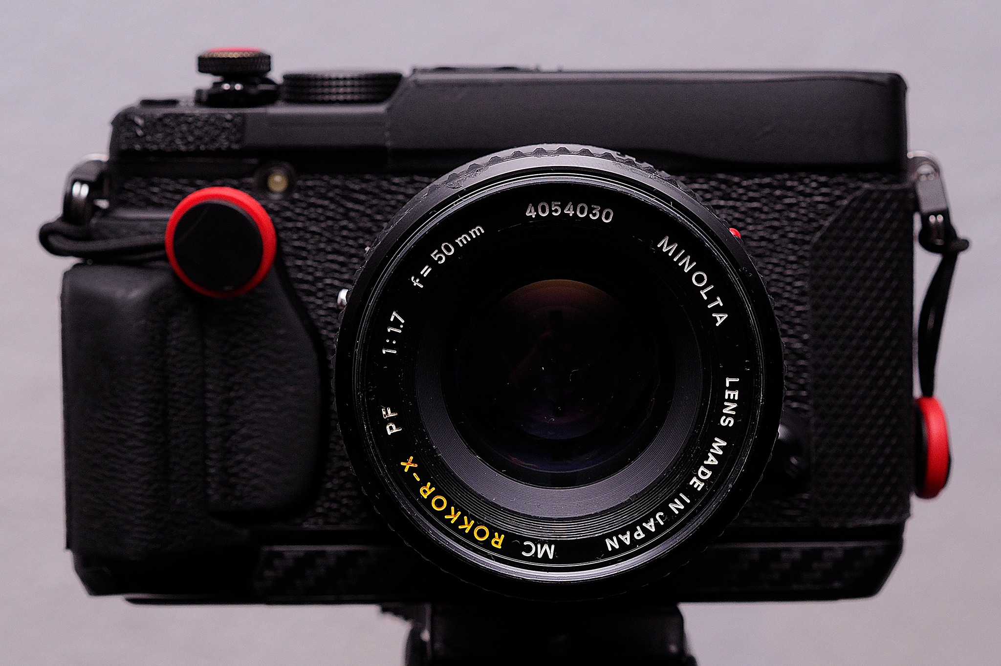 Minolta Rokkor-X MC 50mm f/1.7 lens on Fuji X-E2