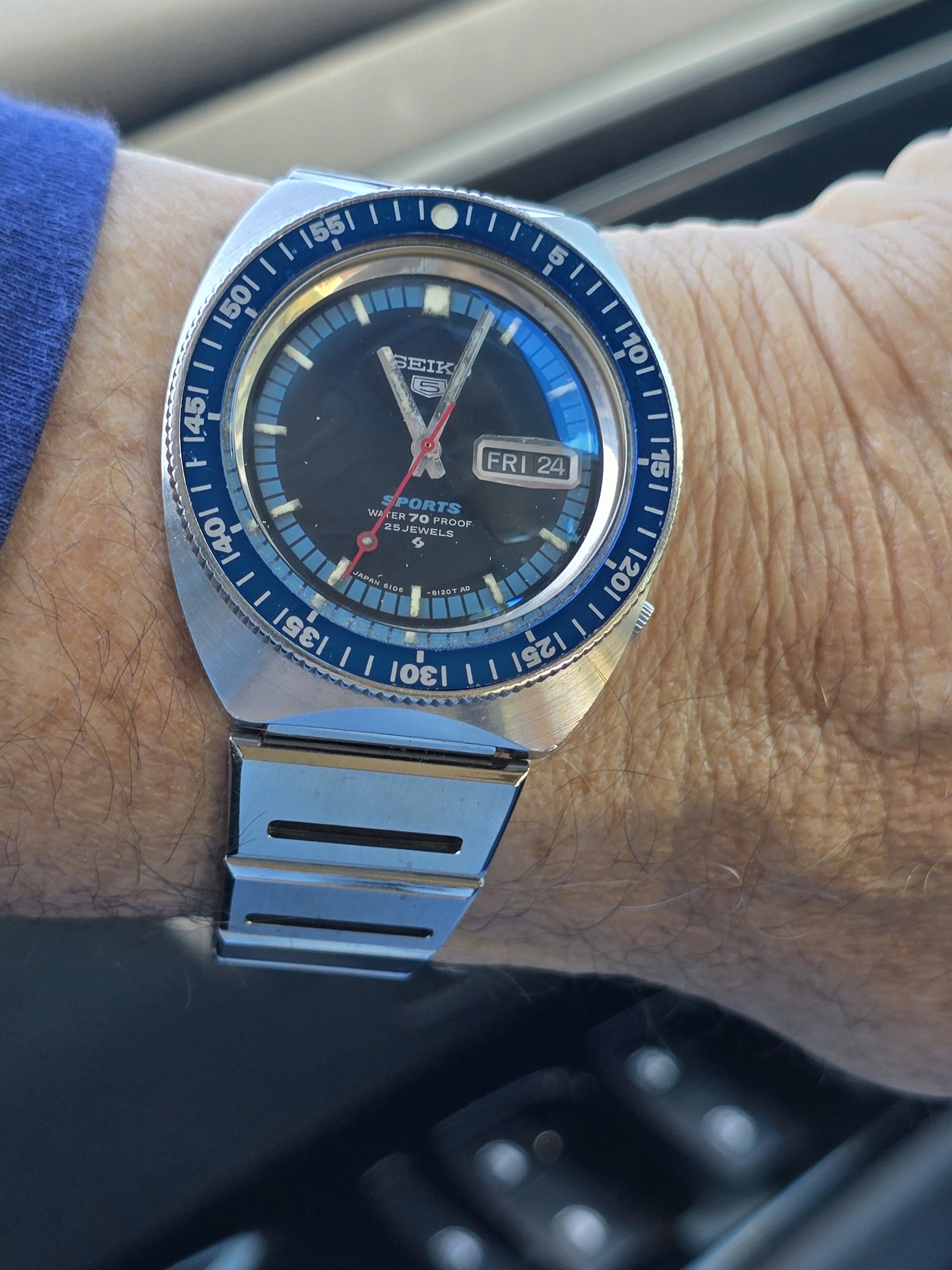 SEIKO 5 6106-8560 FEB 1970 blue sun.