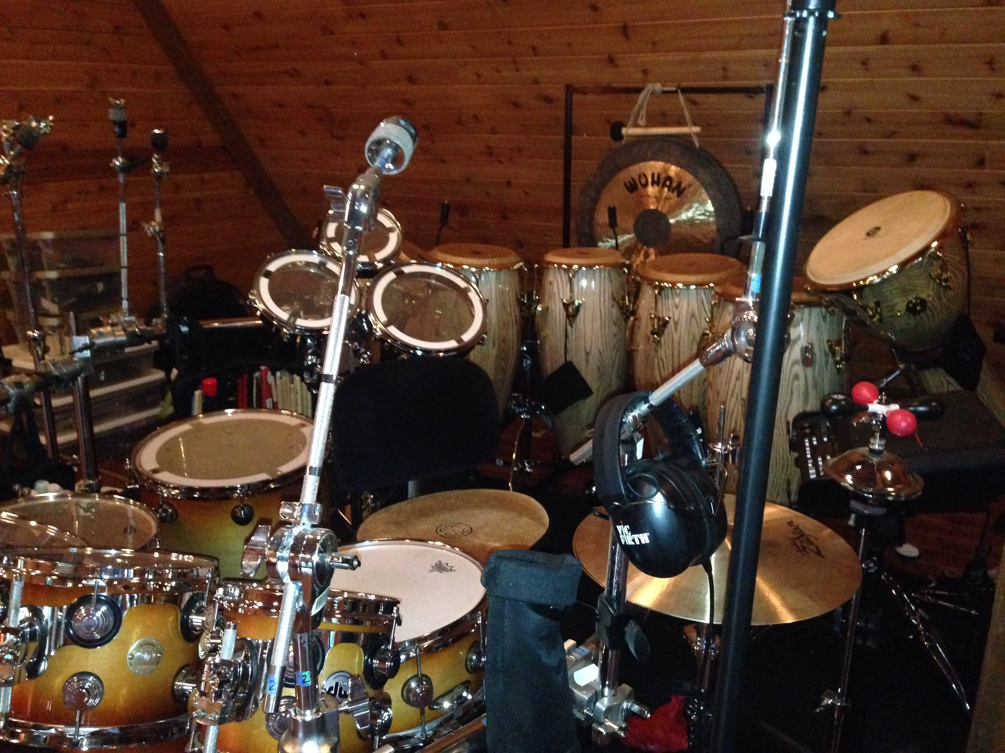 Complete DW percussion section only used in my studio, 2 full sets  display picture 1