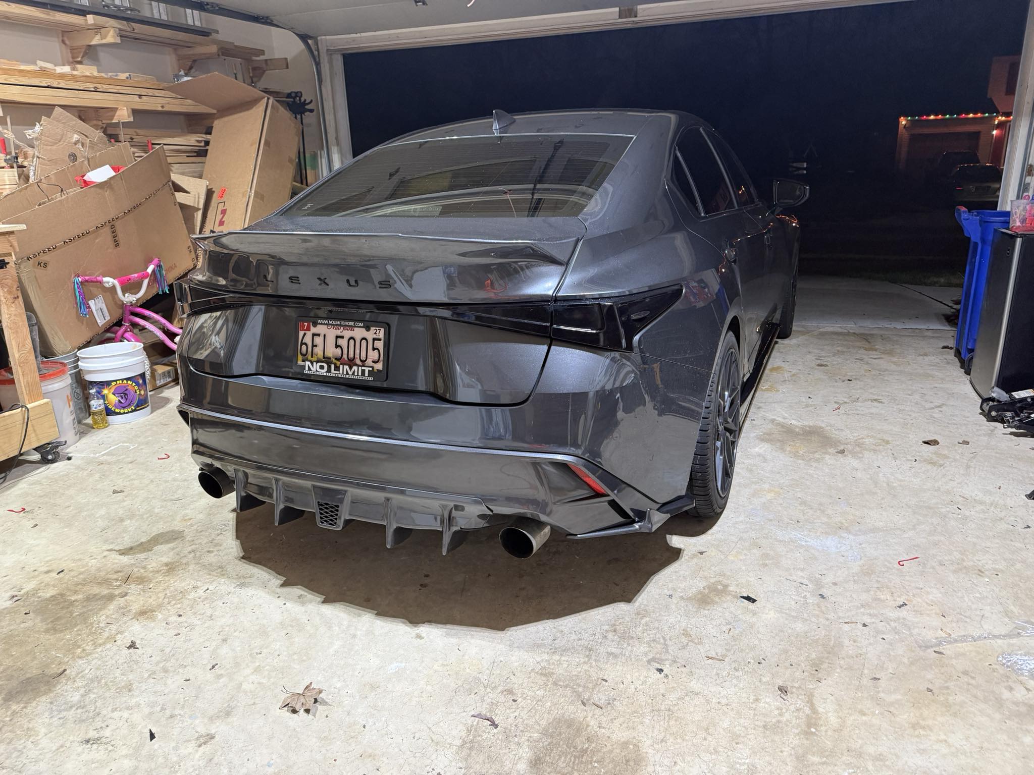 Am i the only one with a 4is with a color matched rear bumper… | Facebook
