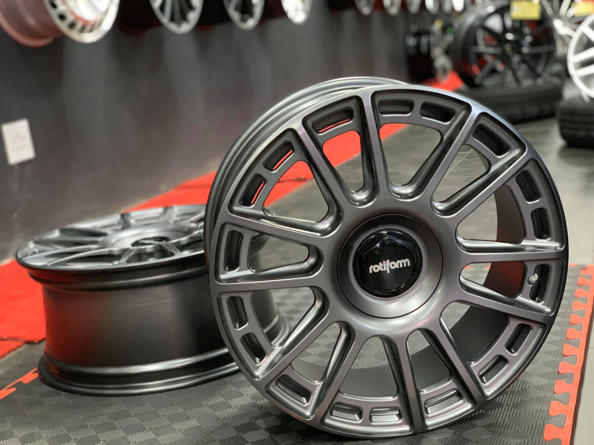 19” Original Rotiform Ozr 5/112 wheels Whatsapp for price 062 070 6604