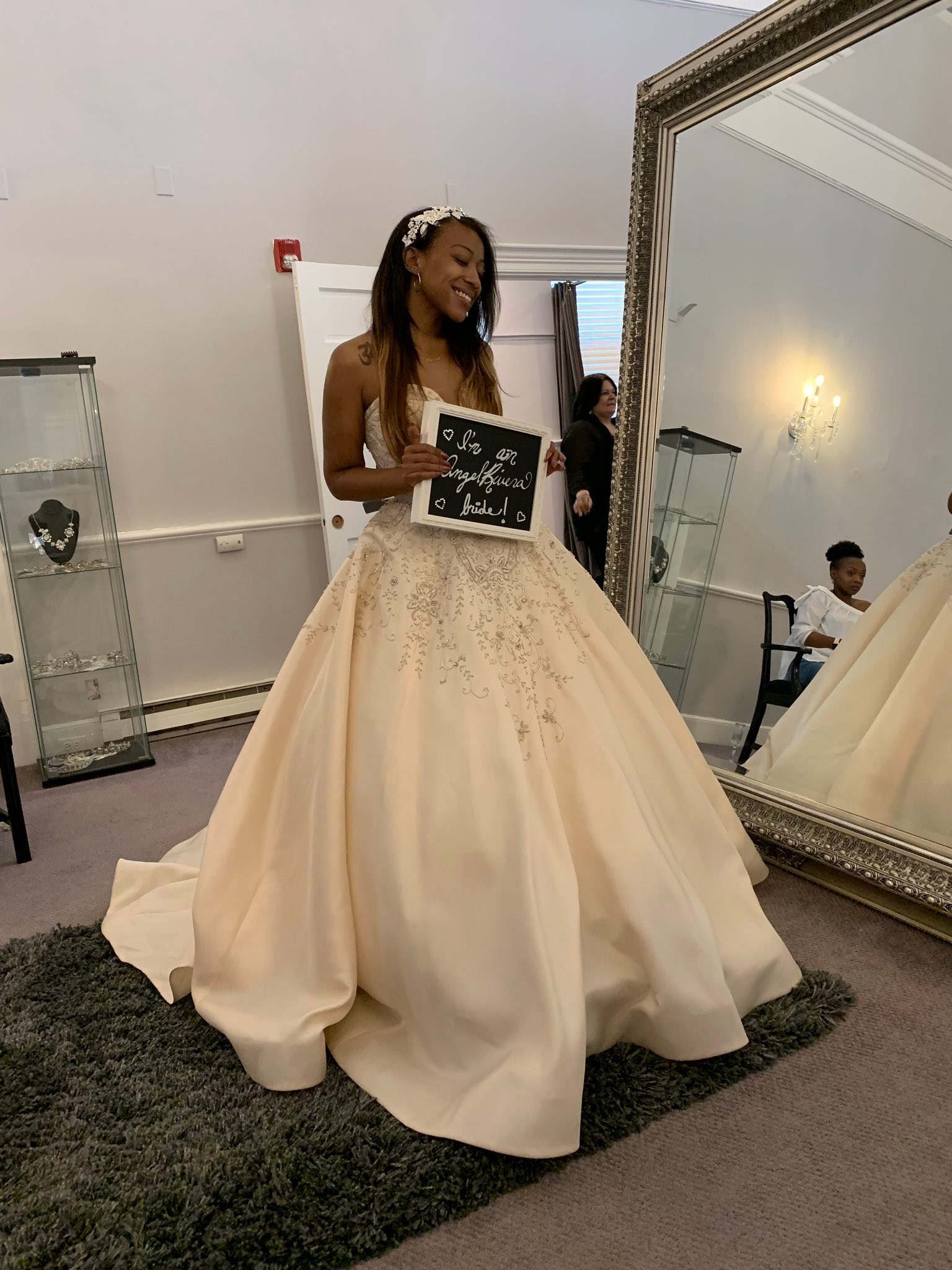 New jersey consignment service for bridal gowns