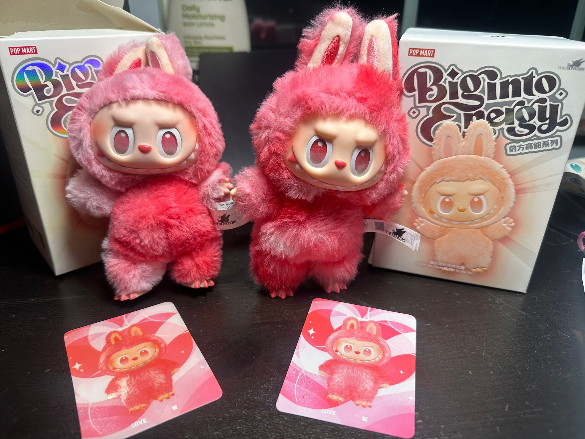 How to identify a real LaFuFu versus a fake one from Pop Mart?