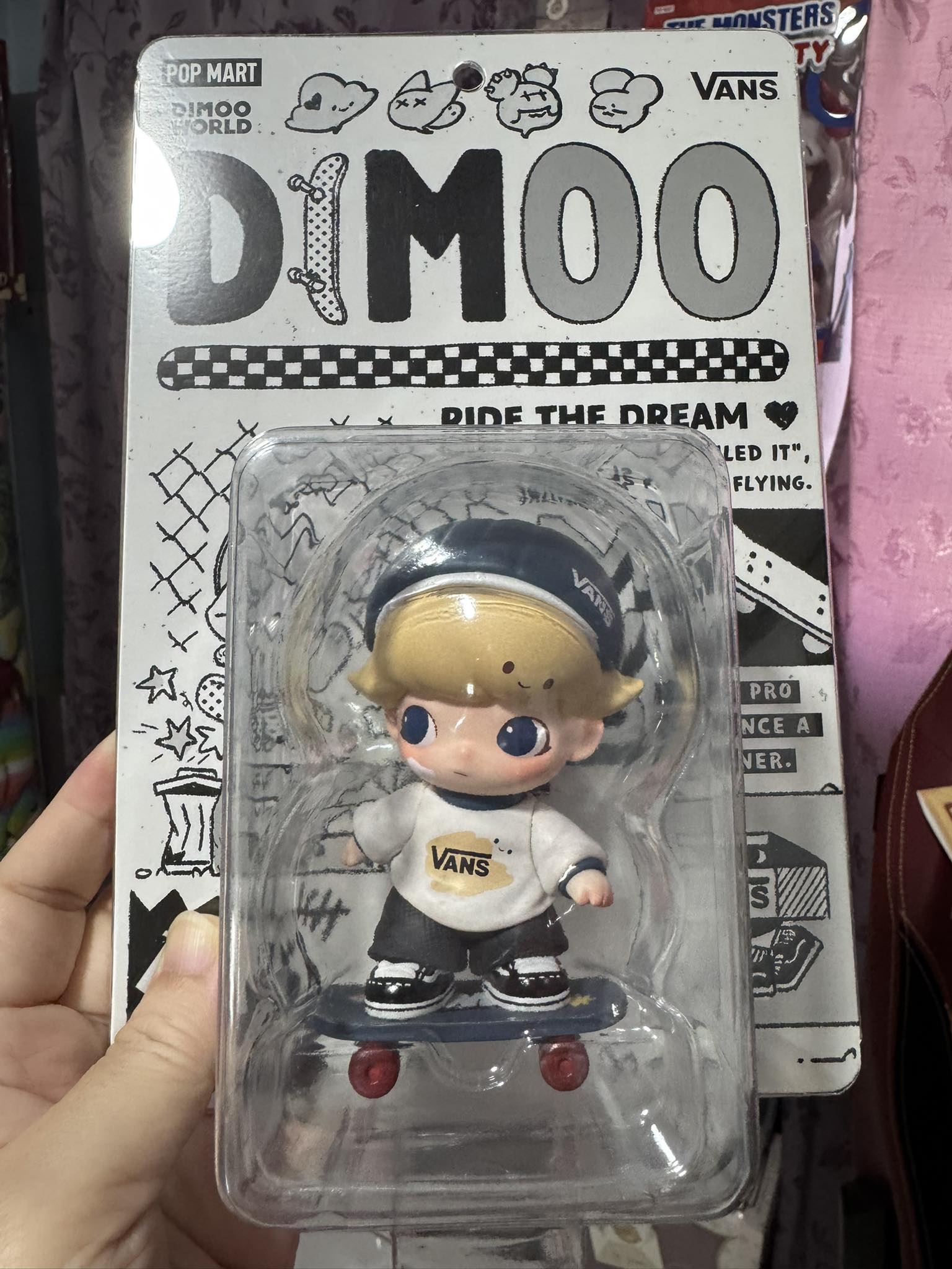 Popland exclusive Dimoo Rondo of Dreams magnets for sale | Bedok