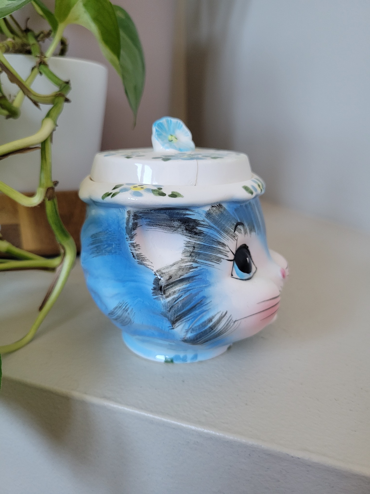 Lefton Miss Priss Sugar bowl with damaged lid. Still super cute 