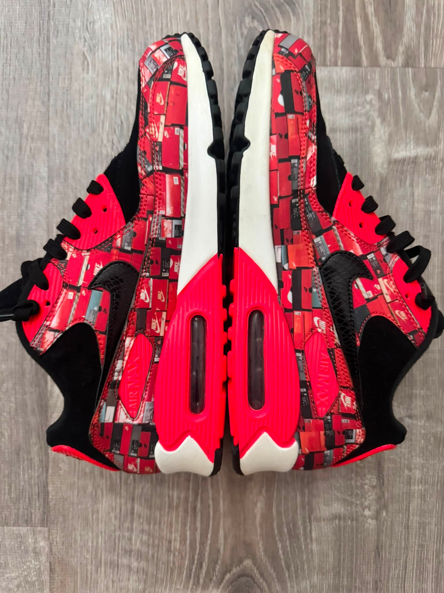 Atmos x Nike Airmax 90 We Love Nike sneaker