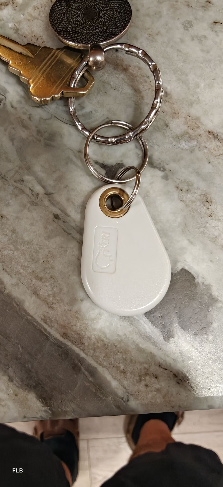 Good day. I saw that vvdi mini key tool can copy RFID. I try this
