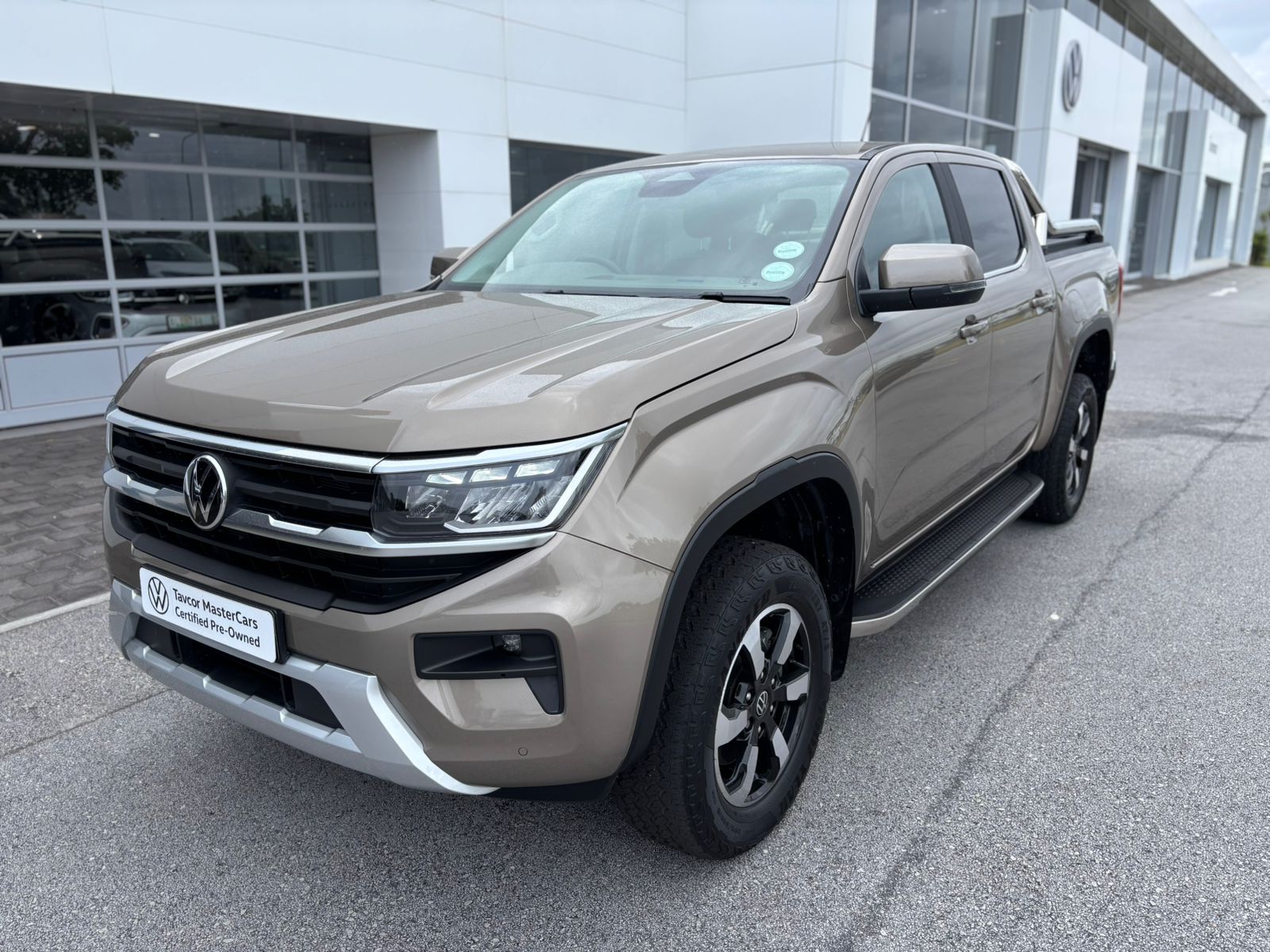 Pezo Qeqe - 🚙 Drive in Style with the 2024 VW Amarok DC... | Facebook