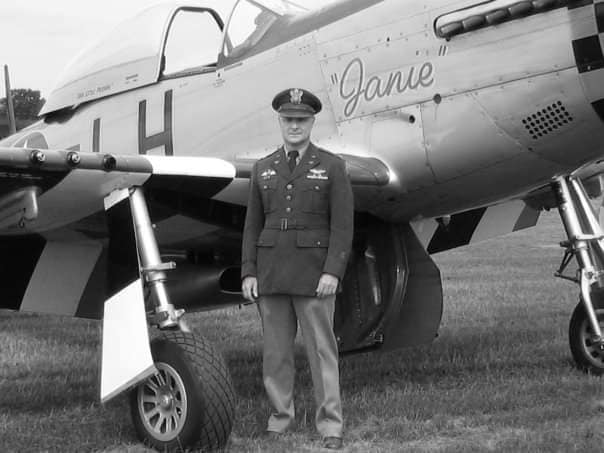 Pan American Airway Systems flight crew uniform pins : the two