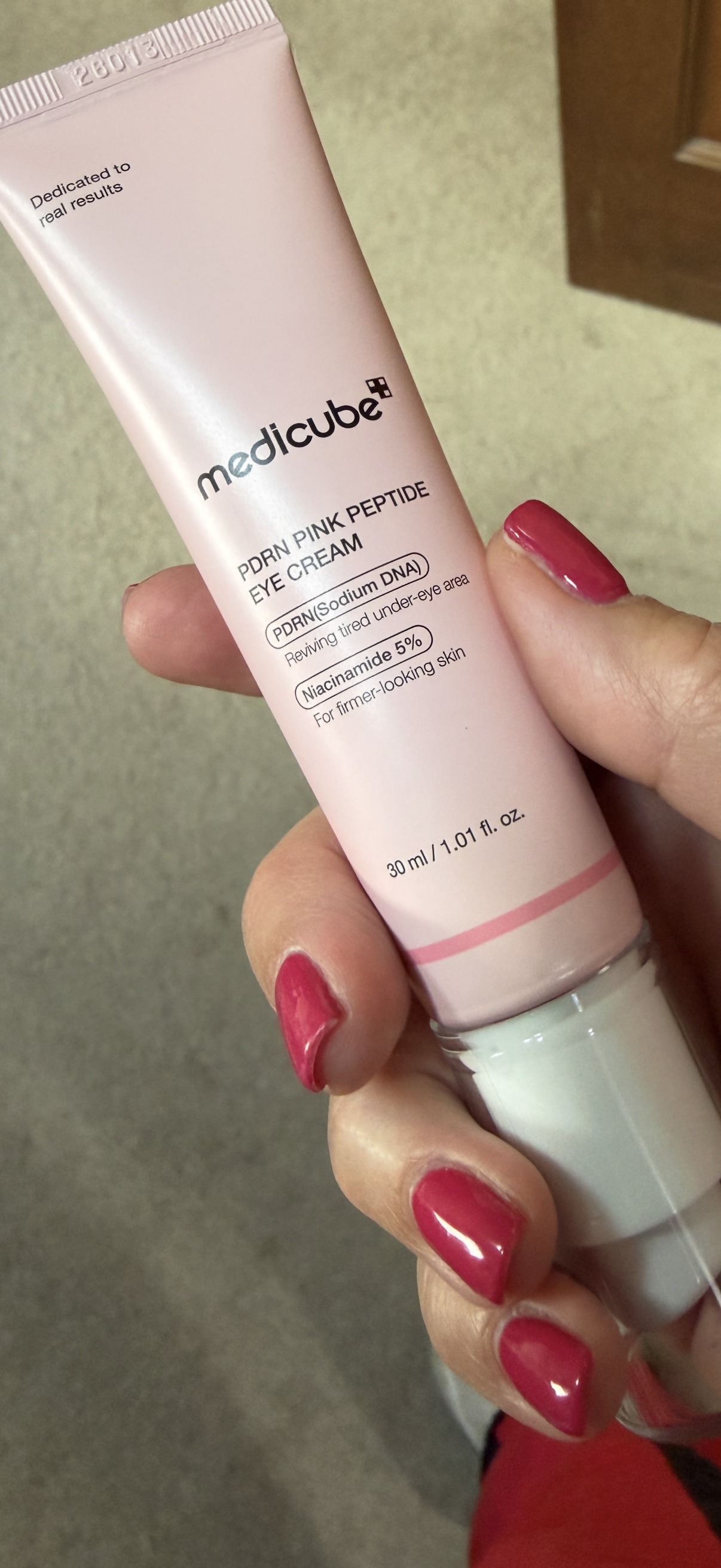 Our writer tried the new Medicube Age-R Contour Body Shot. Read