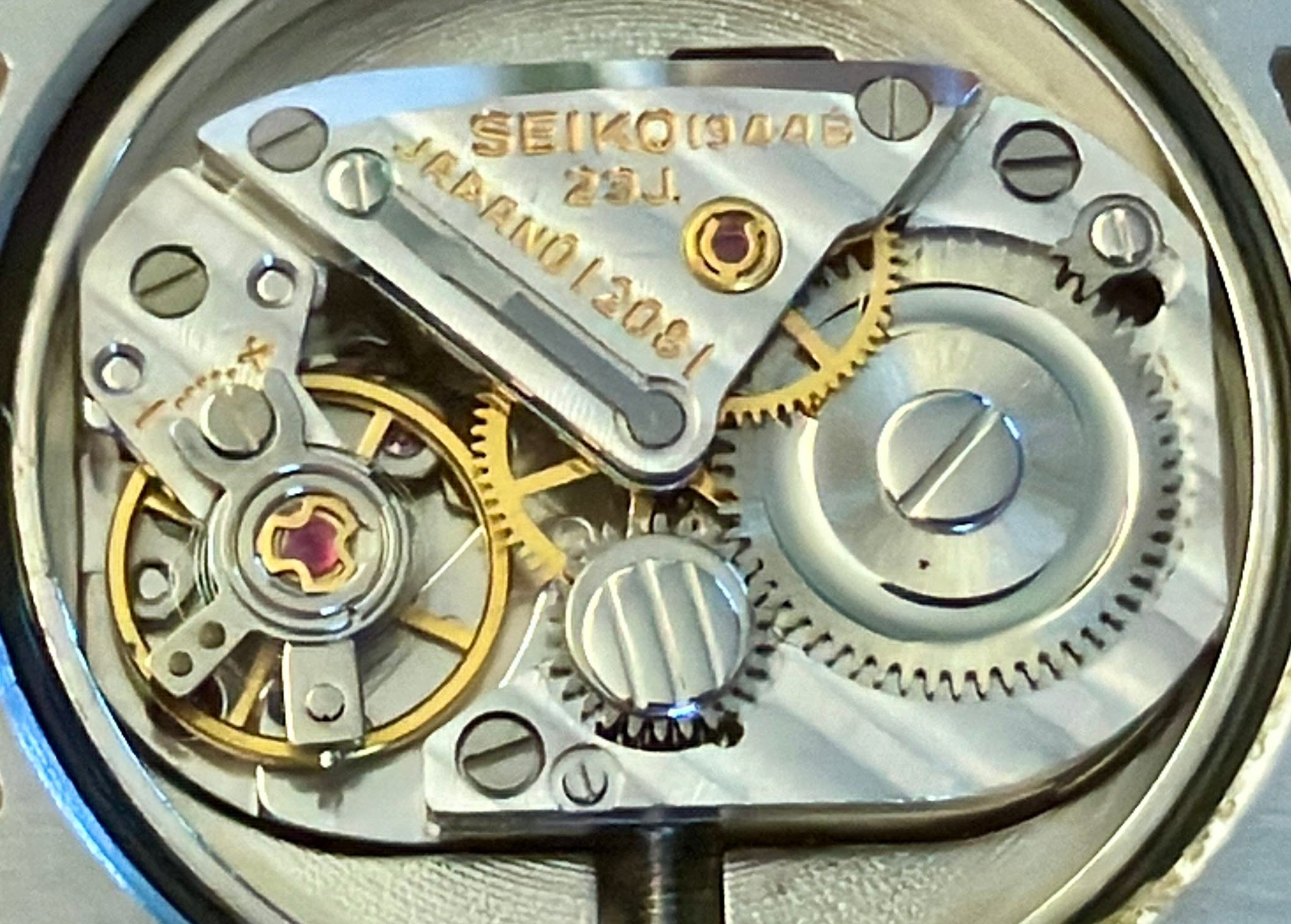 1969 Seiko Superior Chronometer watch with 36,000 hi-beat movement