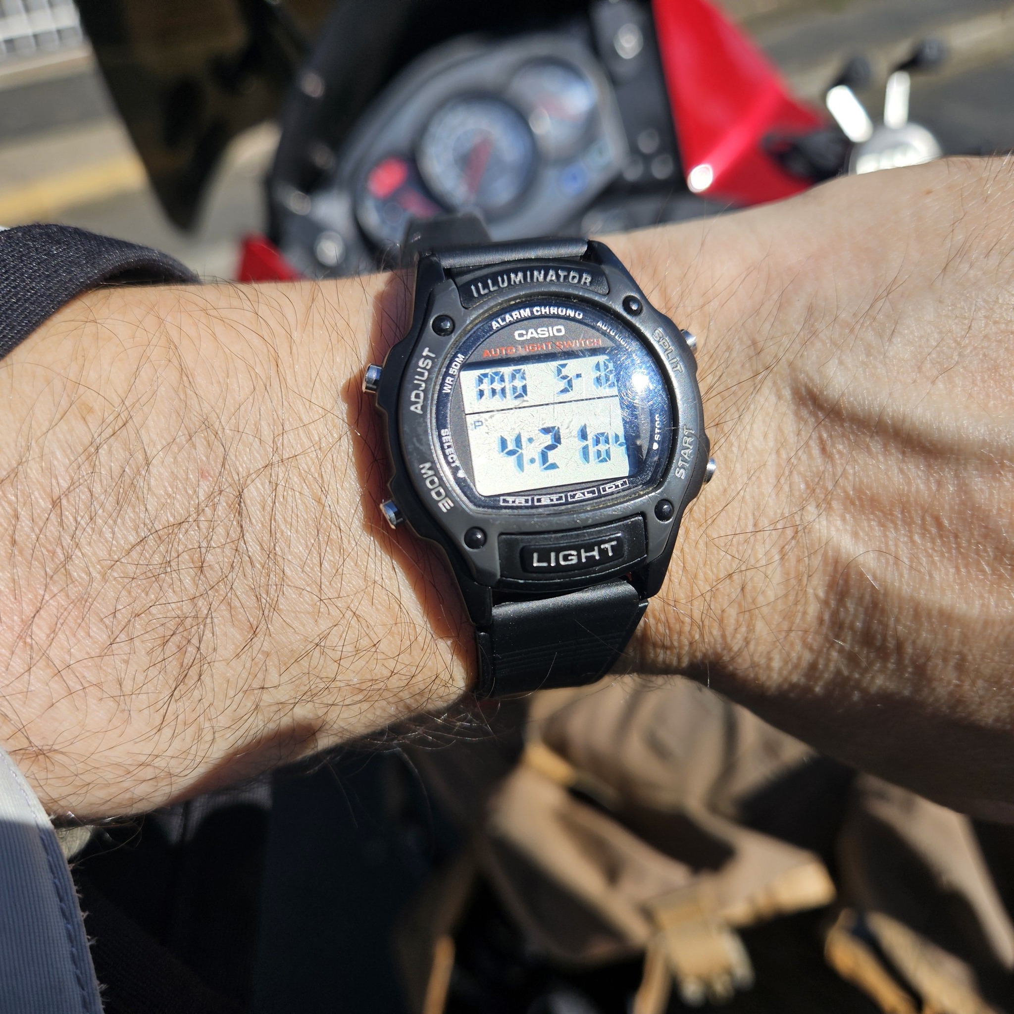 Casio watch from 1980s or 1998, conflicting memories