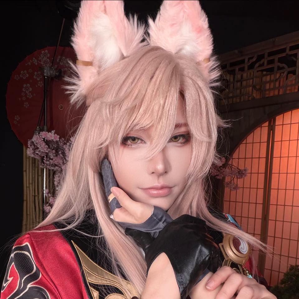 100% focus. Me taking cosplay VERY seriously. #wuwa #hsin # ...