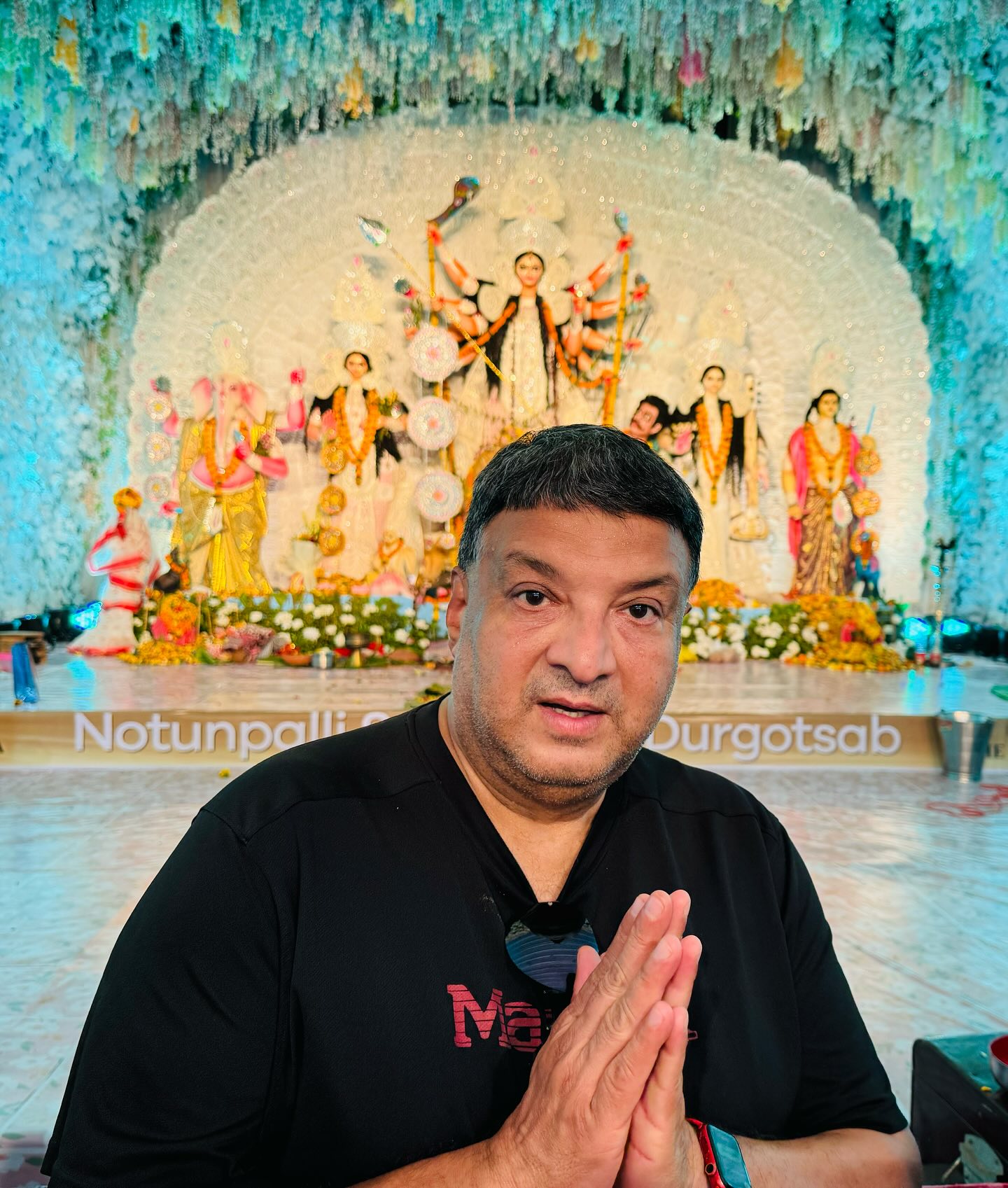 Simon Davidson - Happy Durga Puga. . #durgapuja #respect...