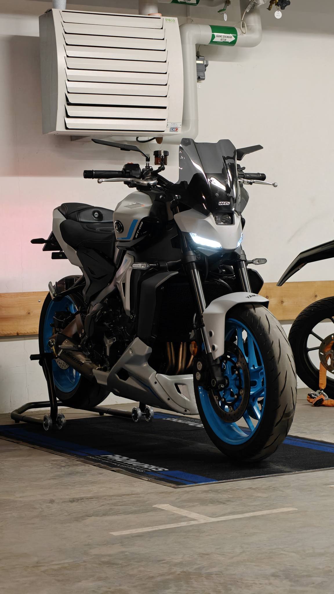 WRS touring screen review for Yamaha MT-09