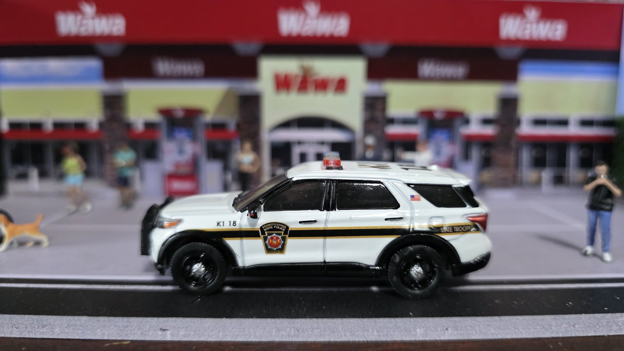 Modellino Greenlight 1:64 Ford Explorer Interceptor - Polizia Di Stato Pennsylvania Argento