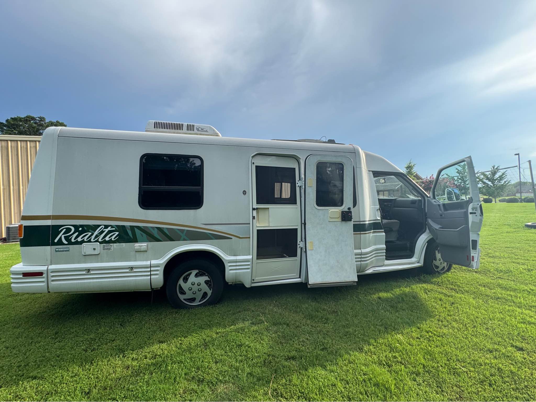1998 Winnebago Rialta