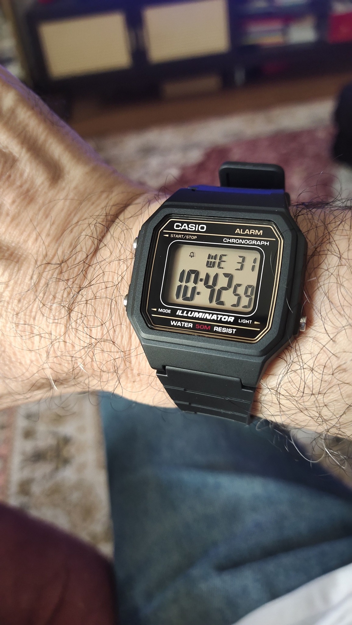 similar but not the same f91 and w58 B5 の山 σαι 0 DI CASIO E รน