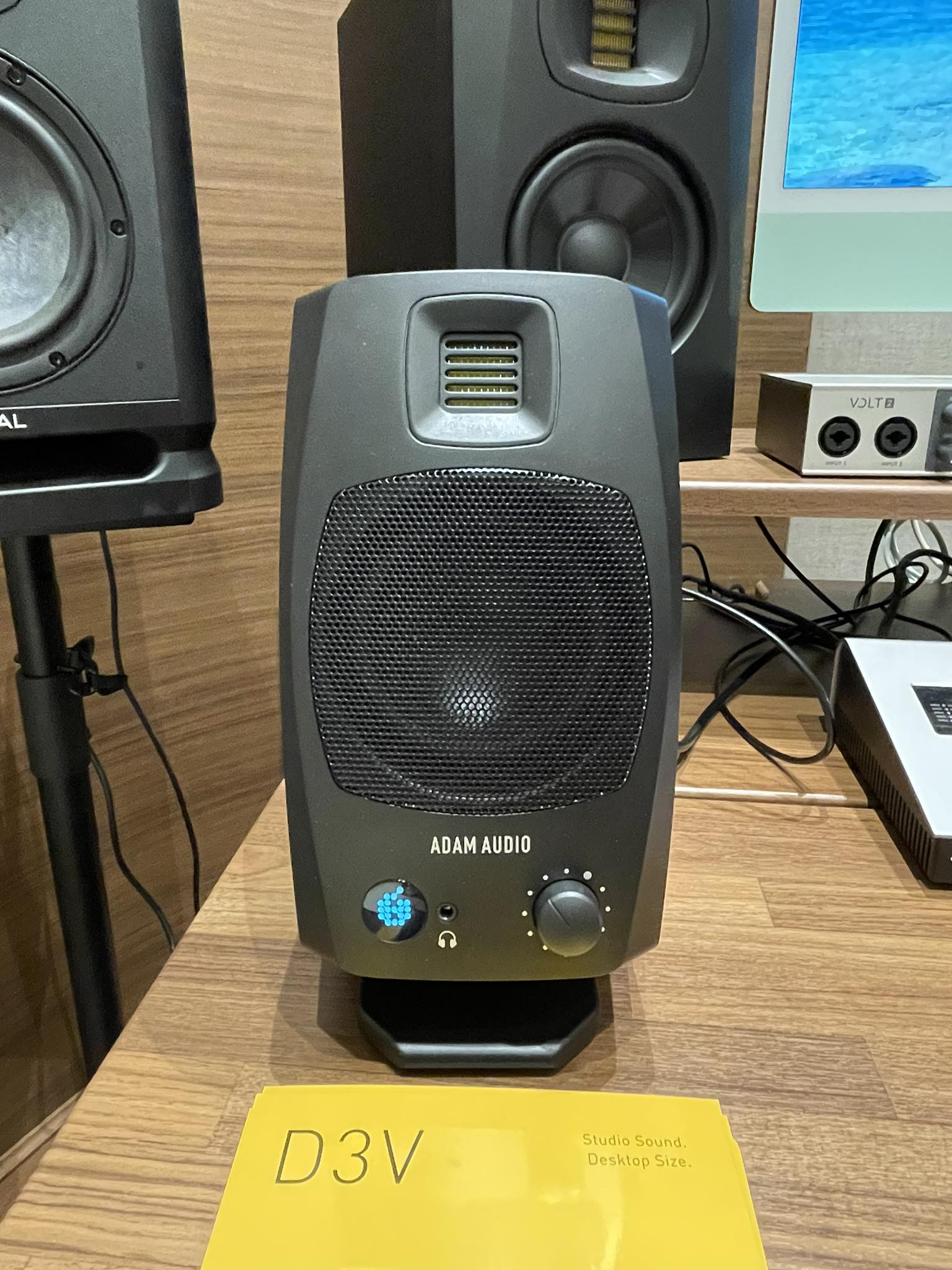 Adam Audio D3V for mixing and guitar tracking feedback