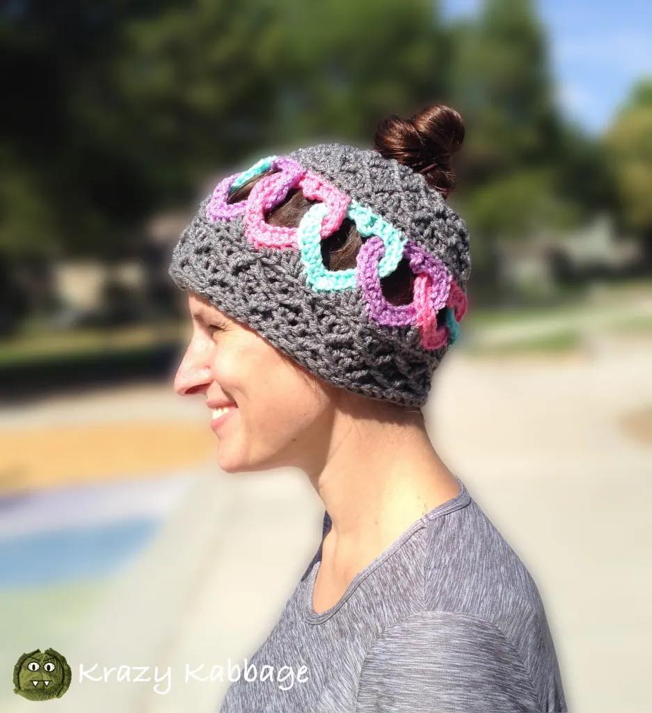 Adults Only: Crocheting and Knitting. | Valentines vibes 💕 | Facebook