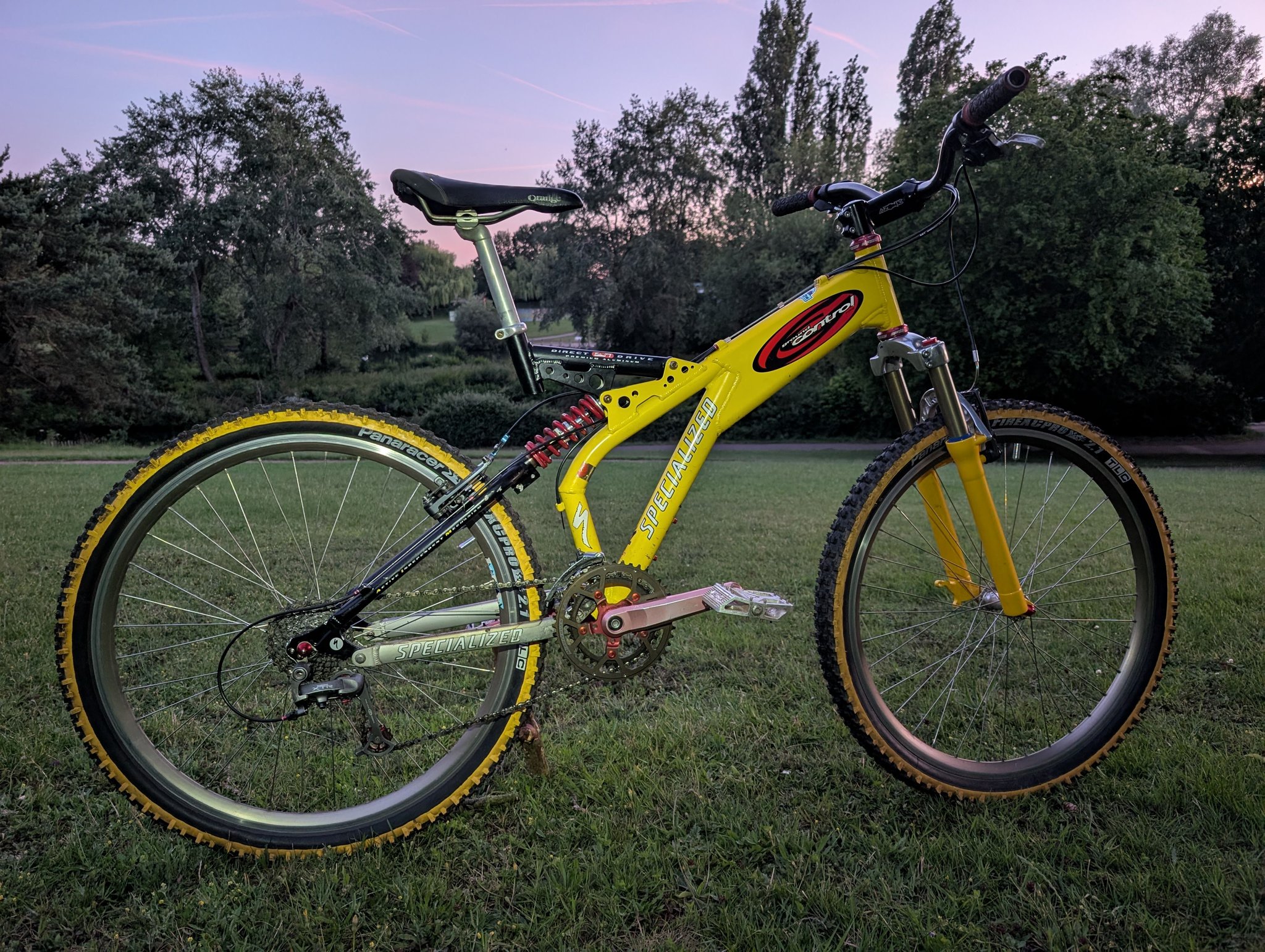 Reunited with my 1999 Specialized Ground Control FSR Extreme bike