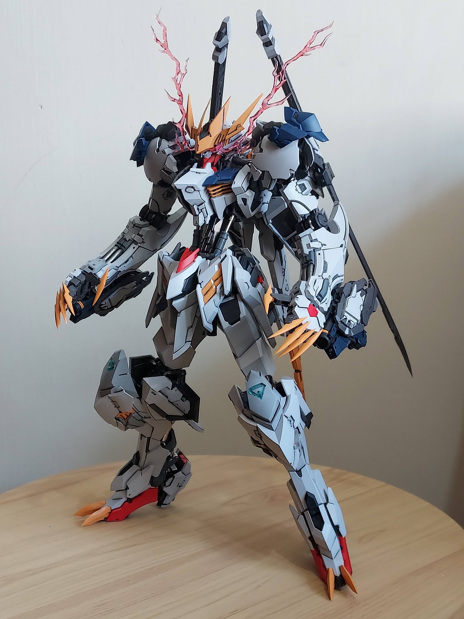 巴巴 托 斯 狼 王 METAL ROBOT魂GUNDAM BARBATOS LUPUS REX 巴巴托斯狼