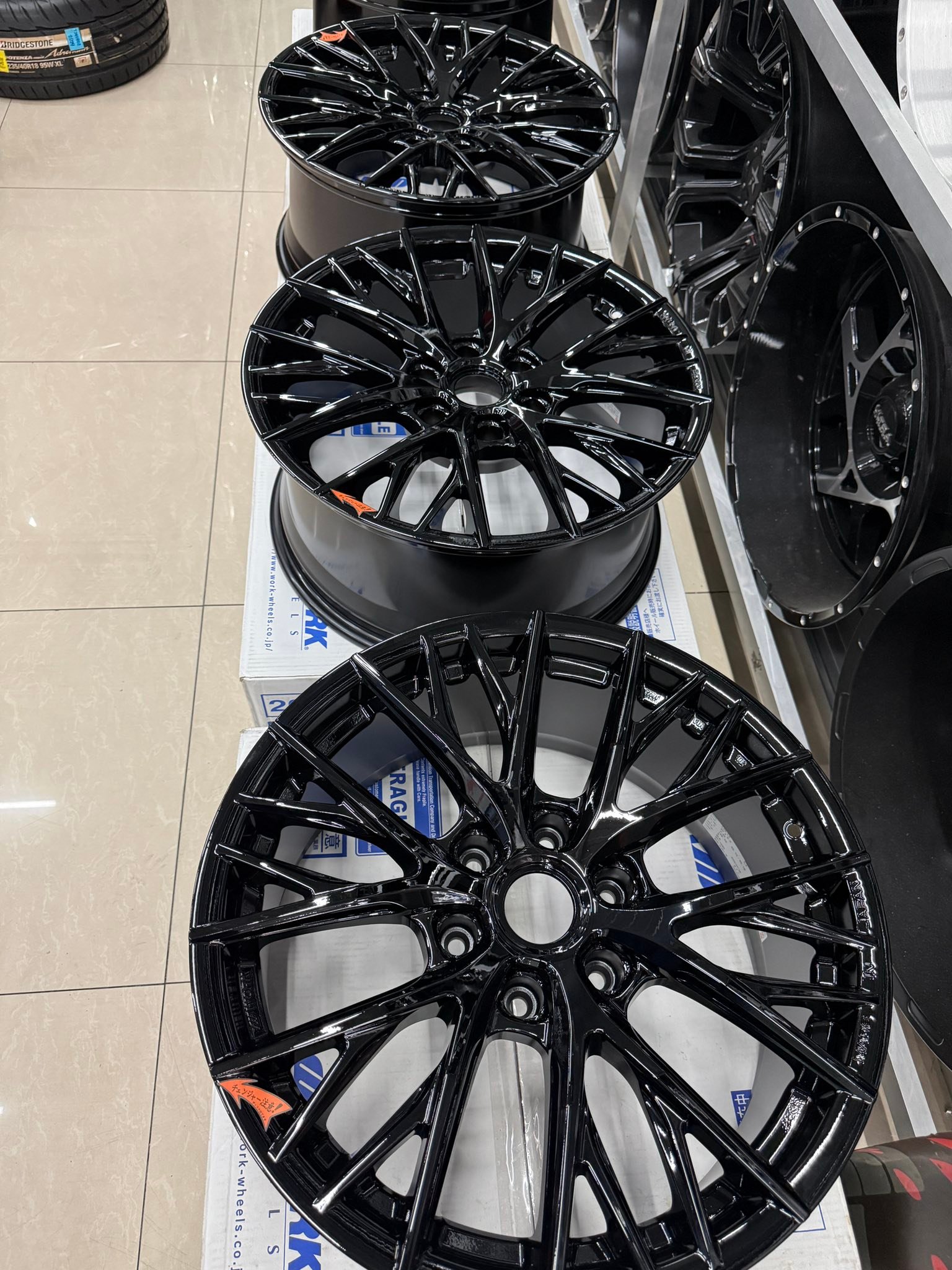 Vajra wheels for lc300 and nissan patrol
