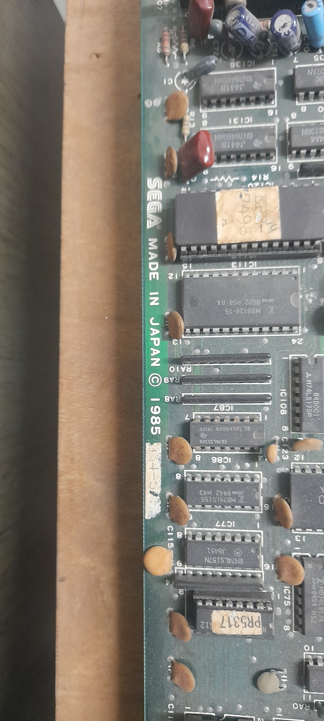 Carte Sega Model 2 Non Identifiée - Non Testée, Pour Pièces Détachées Ou Réparation