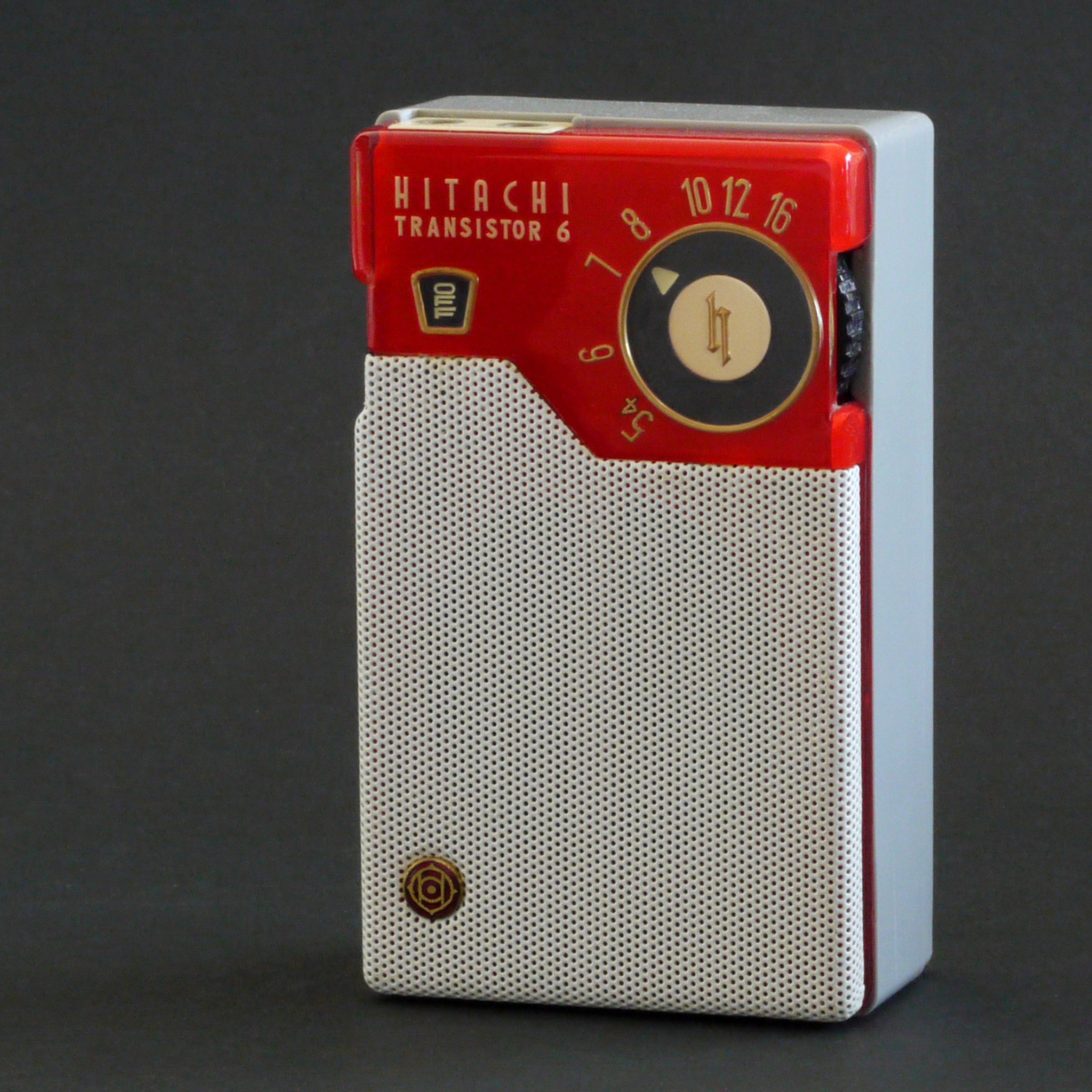 Hitachi shirt-pocket transistor radio details needed