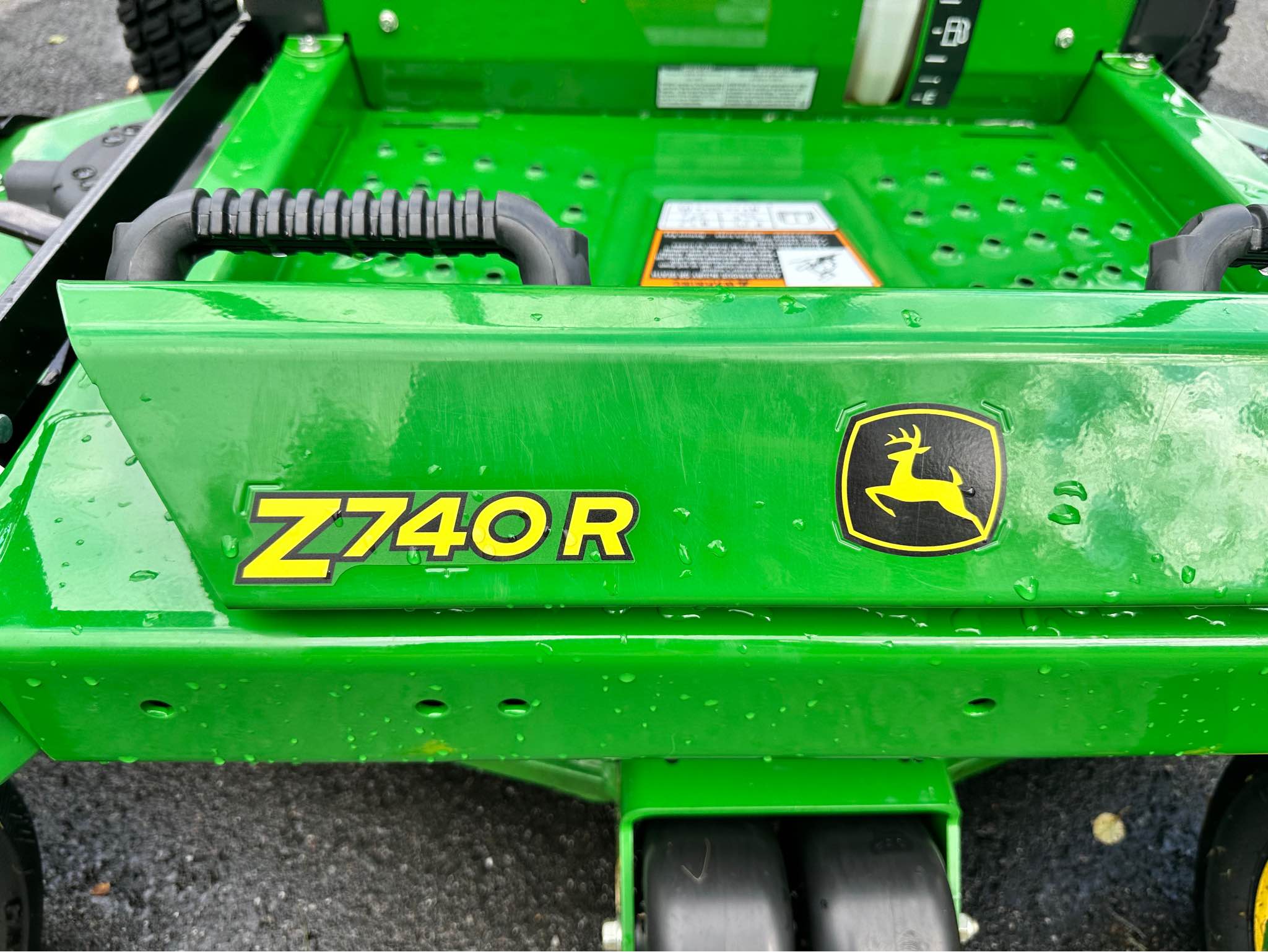 2021 JOHN DEERE - Zero Turn Z 740R - 60 pouces - 23,5 HP - Lawn Mowers ...