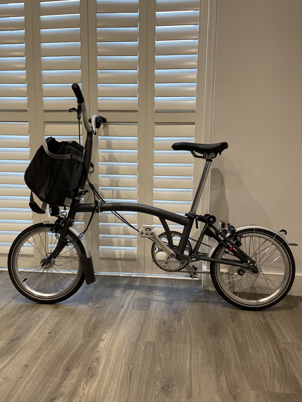 Brompton M3L folding bike in very good condition. Bought during
