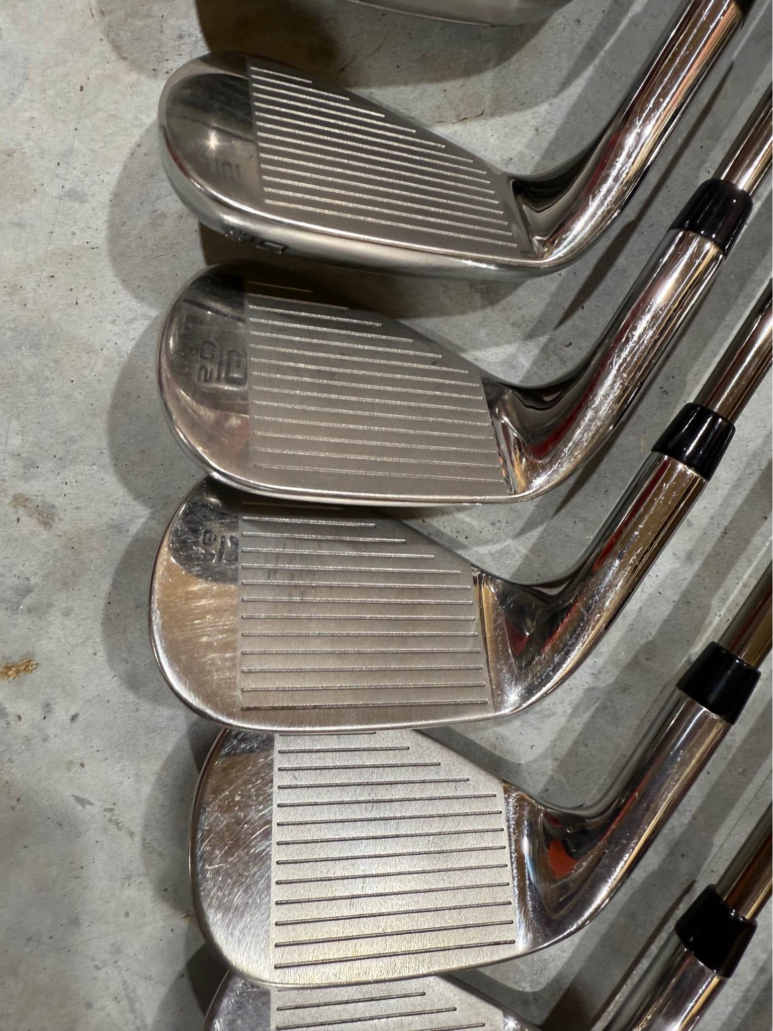 2025 Callaway Ai Smoke irons and wedges. 6-9 irons, PW, AW, GW 