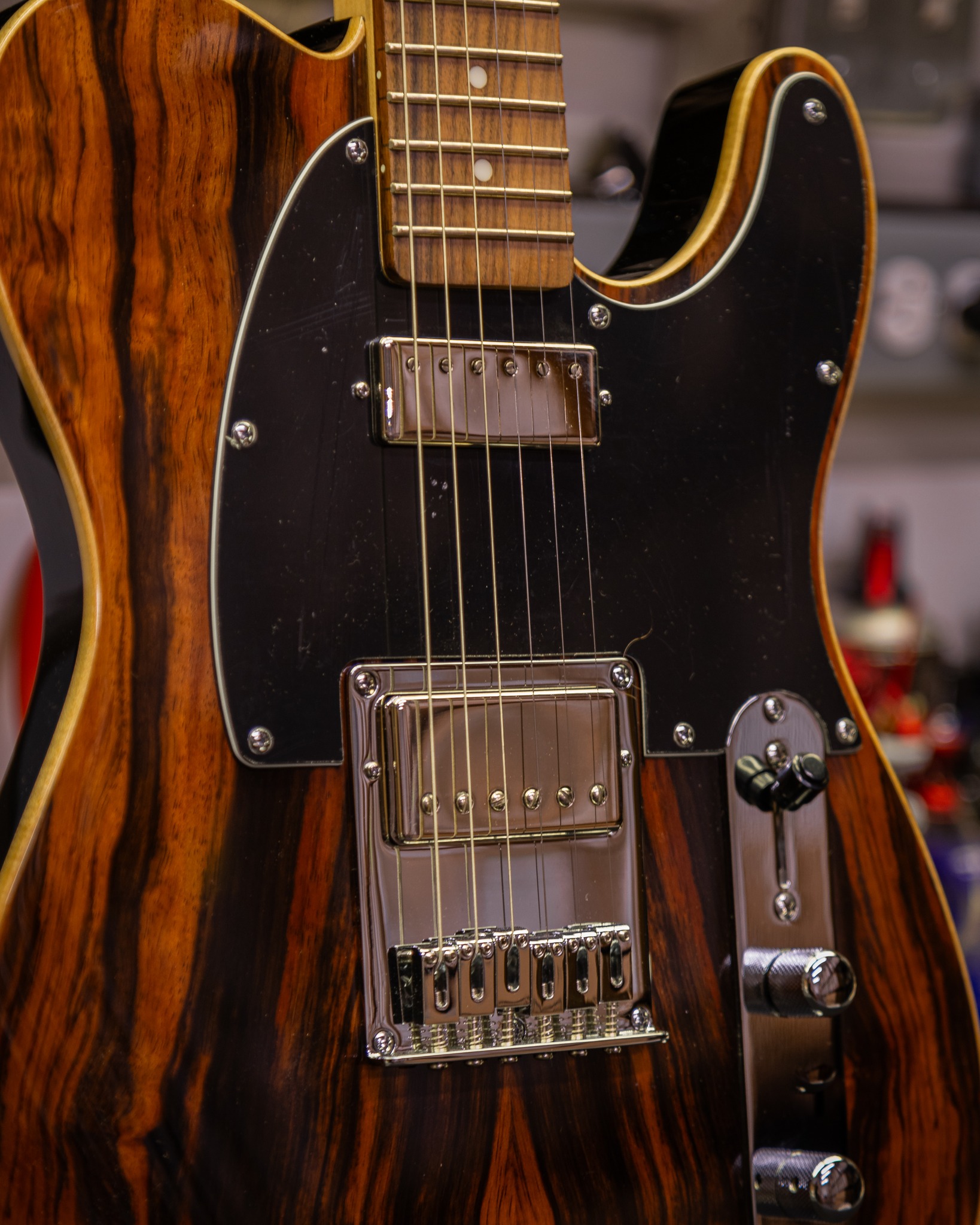 Michael Kelly Guitars Mod Shop 55 With Fralin Hand Wound Pickups