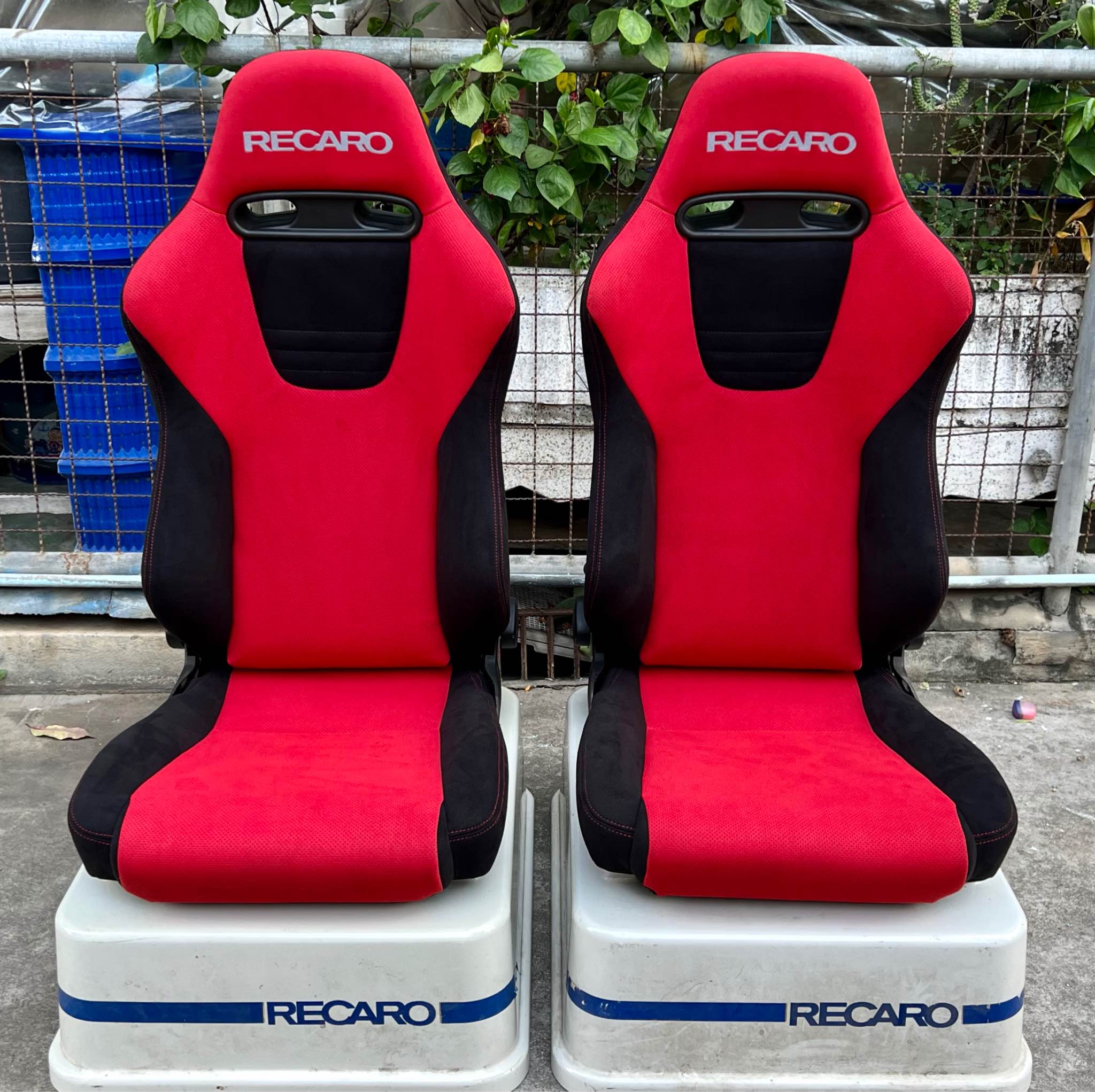 Recaro Sport-JS Custom Alcantara