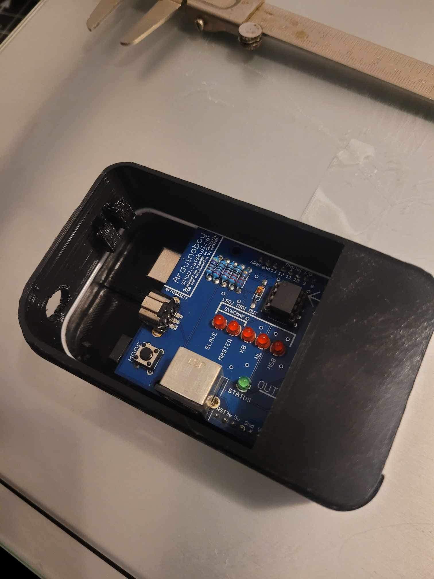 Will arduinoboy work with DMG using GBC to DMG cable?