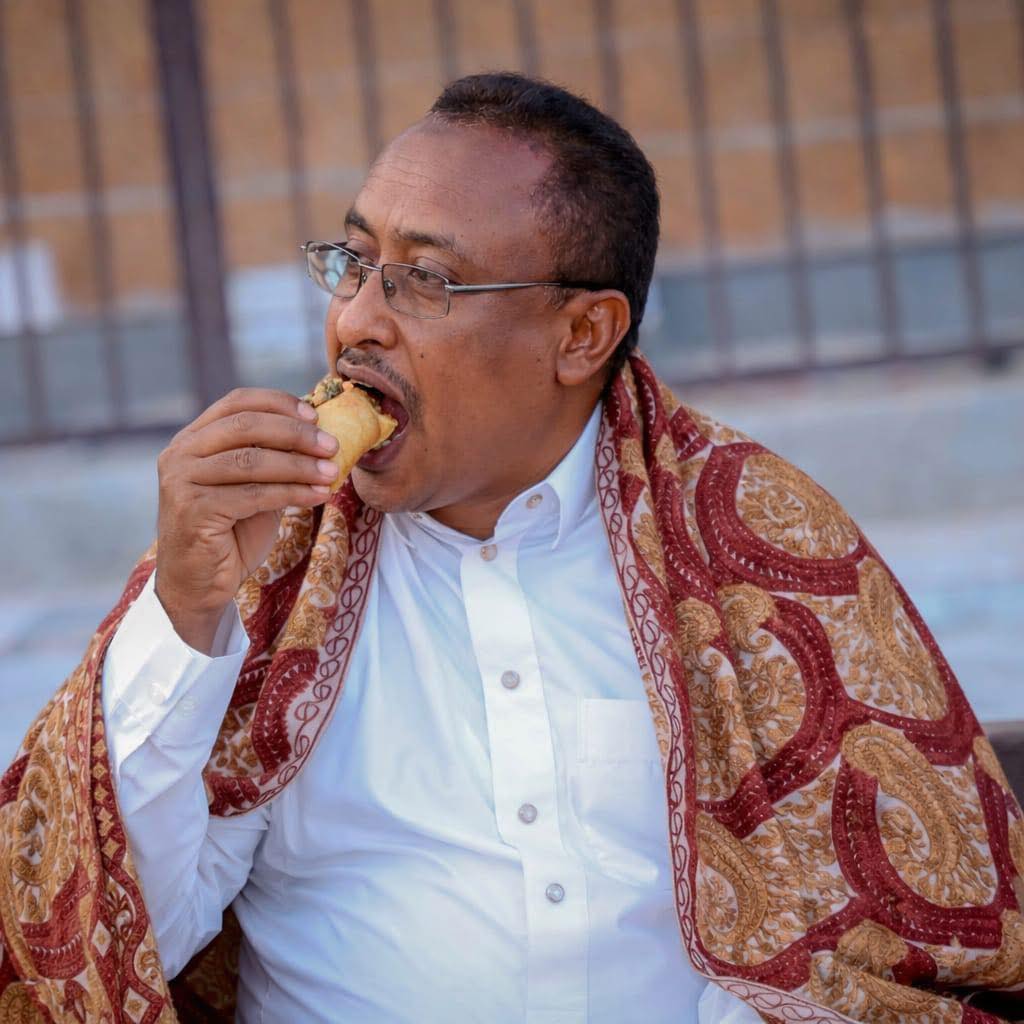Haydar Shiine - Gudoomiye muungaabow hadii xilka laga... | Facebook
