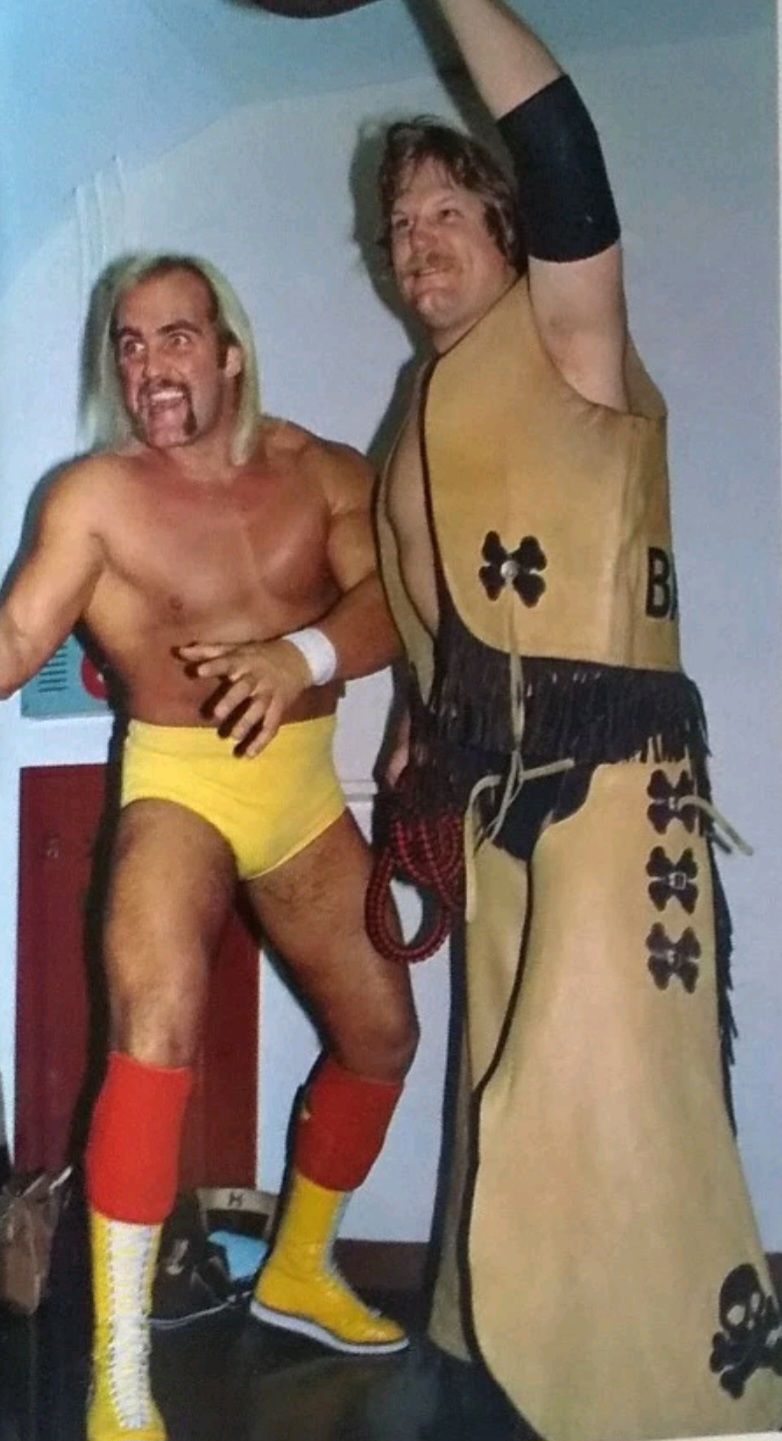 Fan cam footage of the 1st ever match in Japan between Hulk Hogan