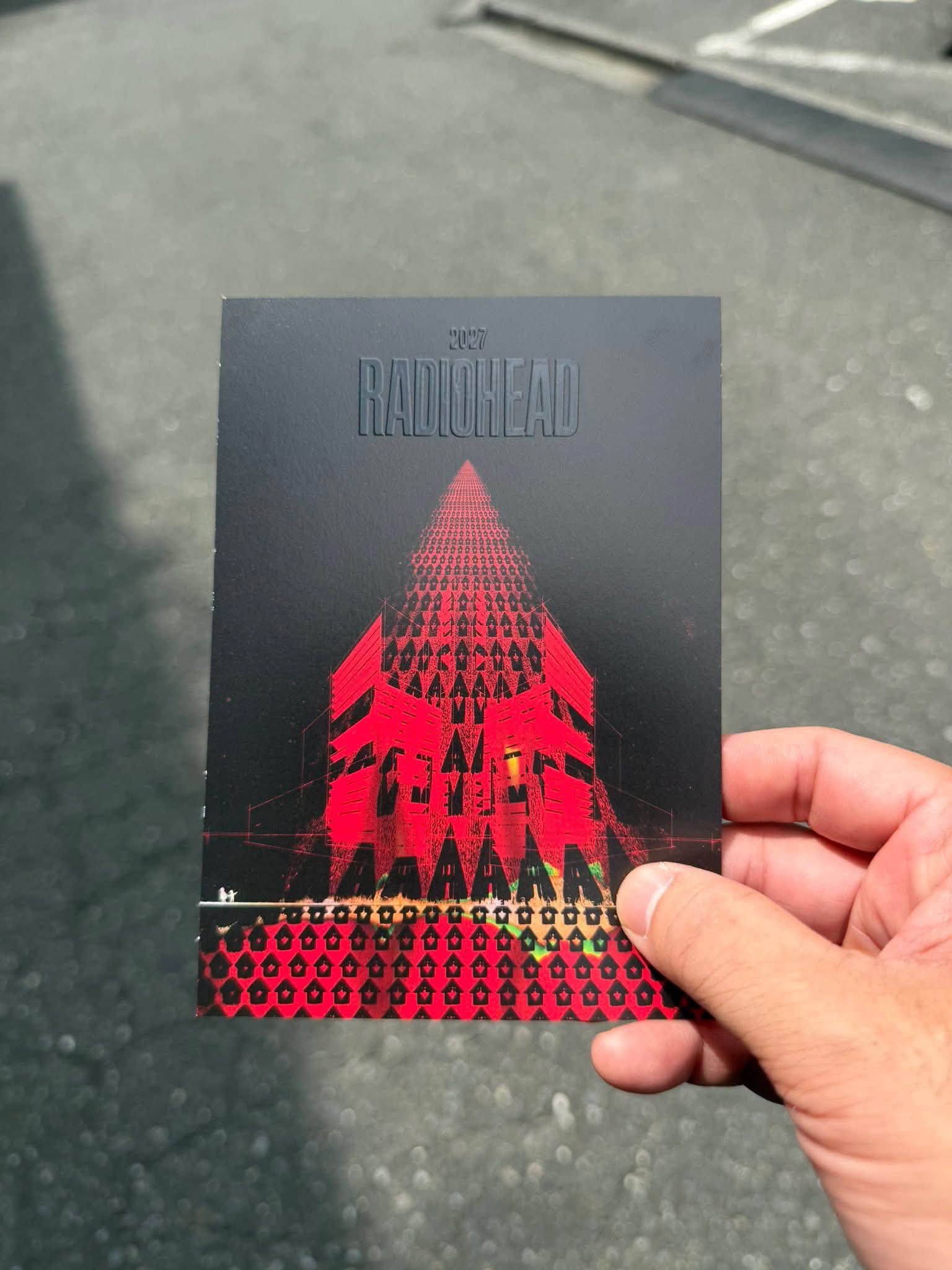 RADIOHEAD 2027 フライヤー　プロモーションカード　ポストカード Radiohead-themed postcards hint at new news spotted in Japan