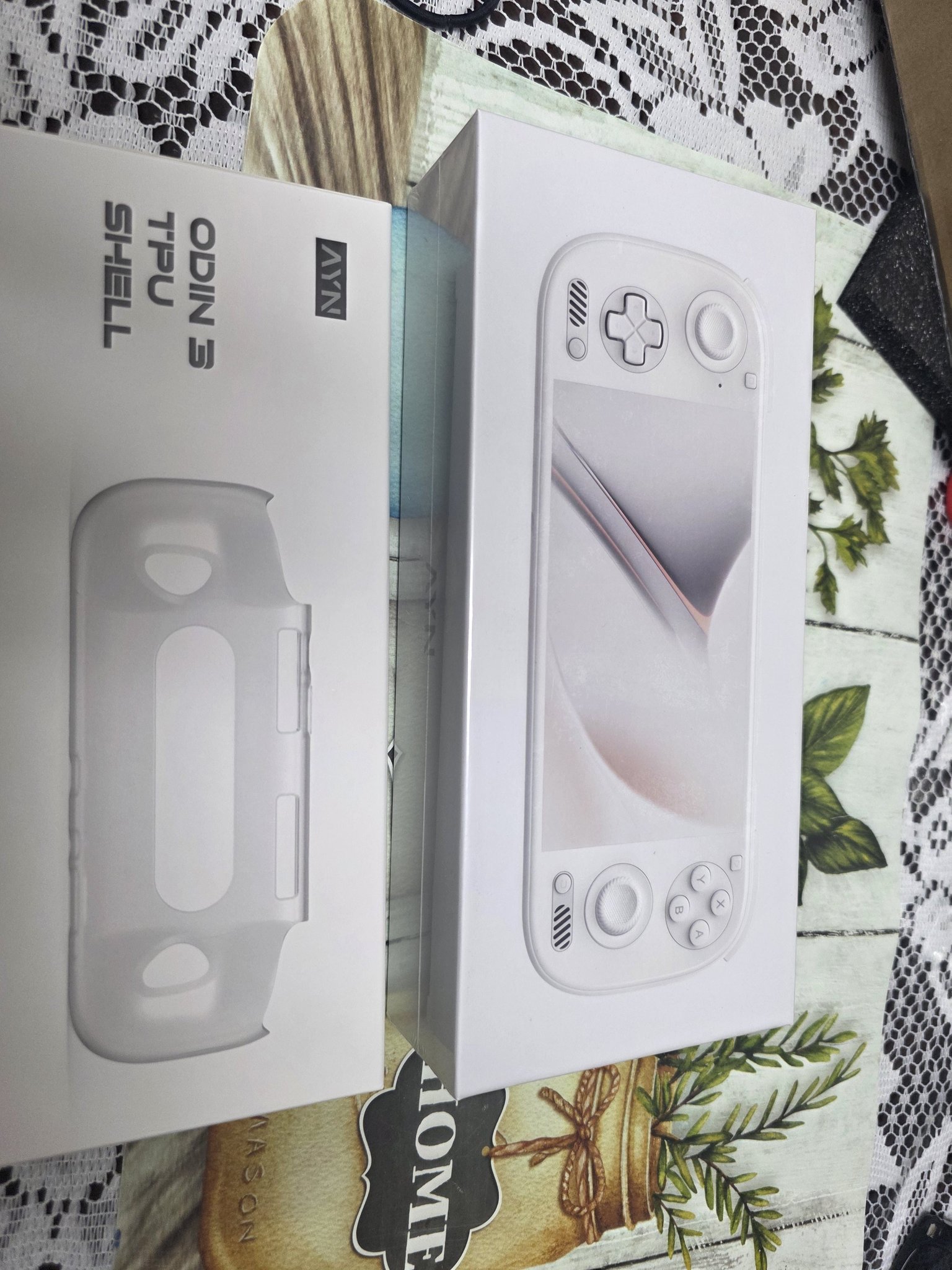 Ayn Odin 3 gaming device with free TPU grip