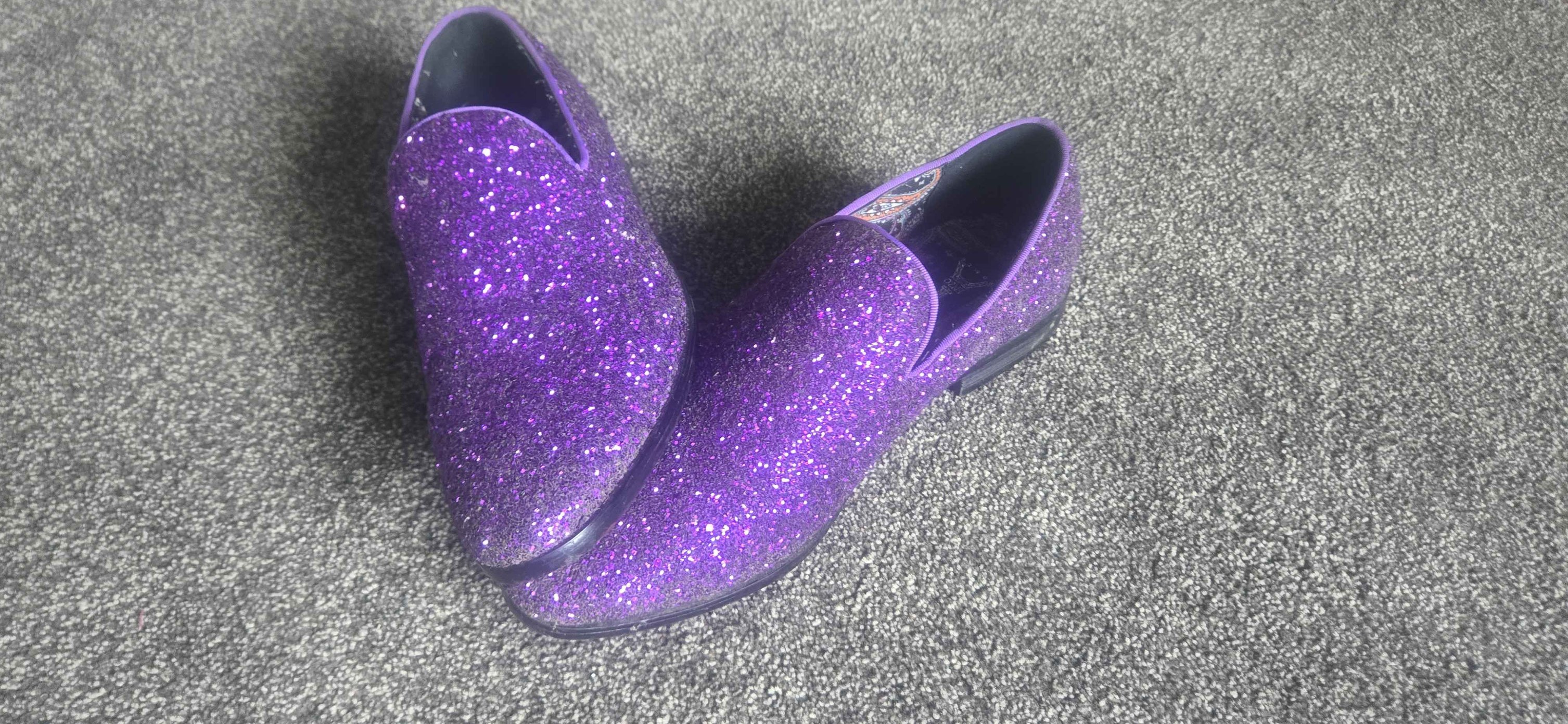 purple glitter dress shoes Men's featuring a bold finish. Perfect for homecoming, prom, weddings, dances, parties, or any upcoming special occasion. A fun statement shoe that will definitely stand out! Size: 10 occasion-Bridesmaid Dresses