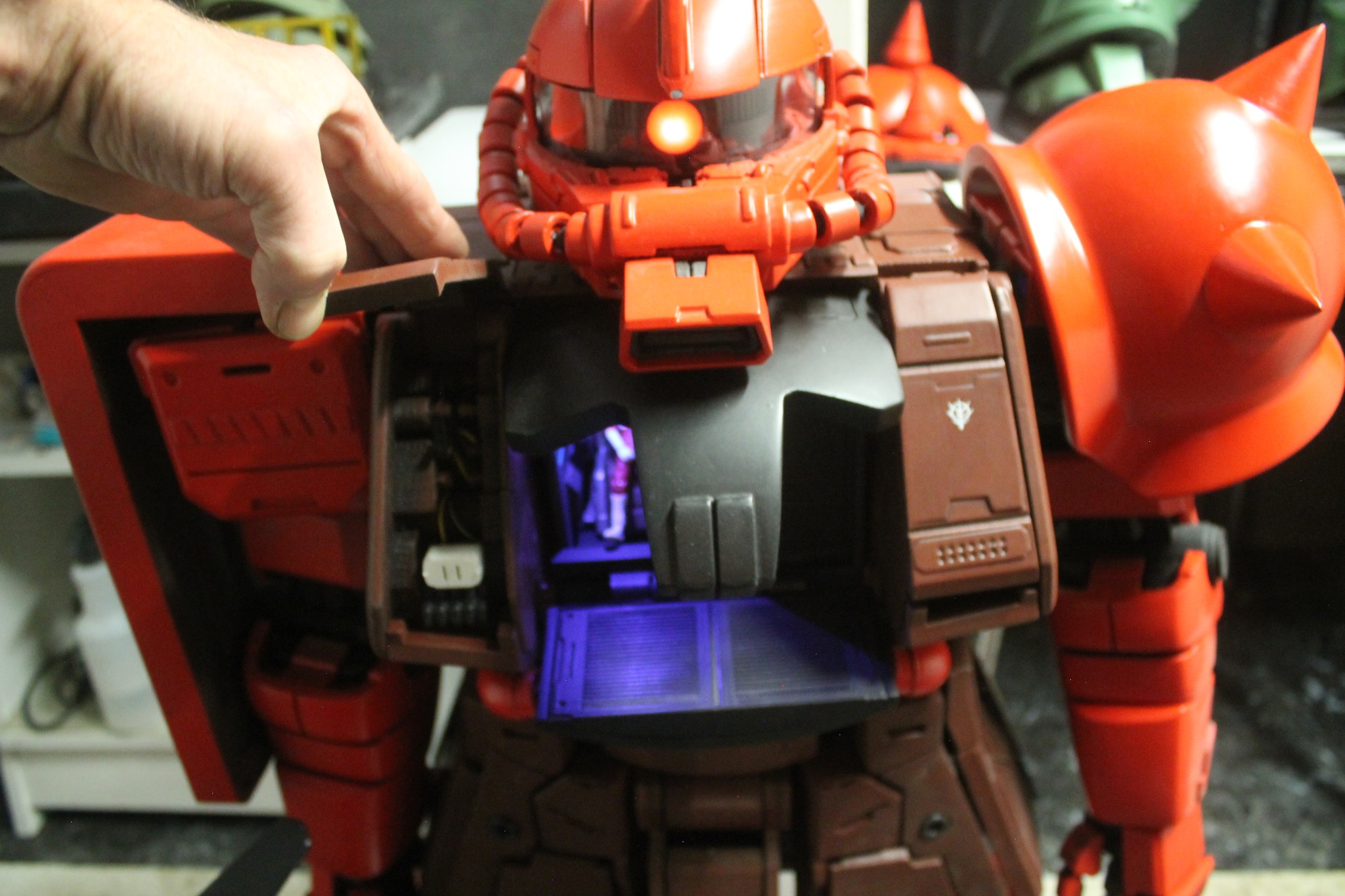 Zaku II variants by xiledesen