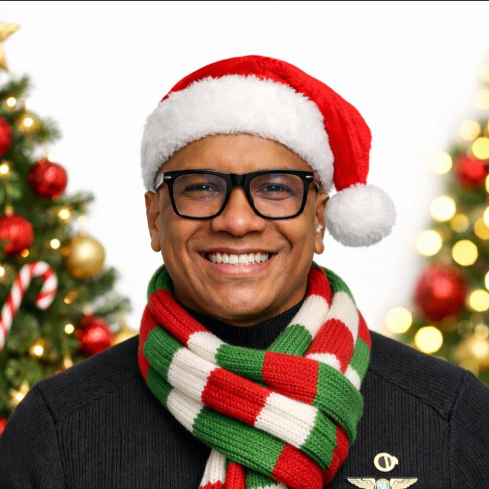 Sam - Happy Holidays 🎉🎁🎄🥳 | Facebook