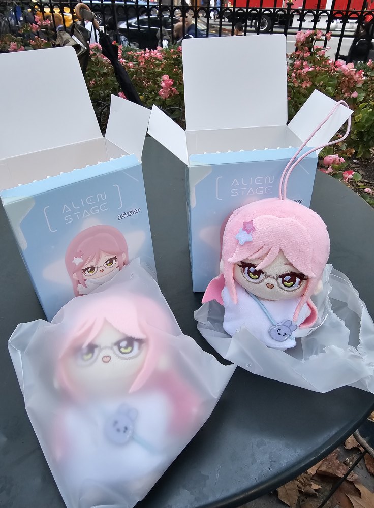 Alien Stage Blind Box Trade