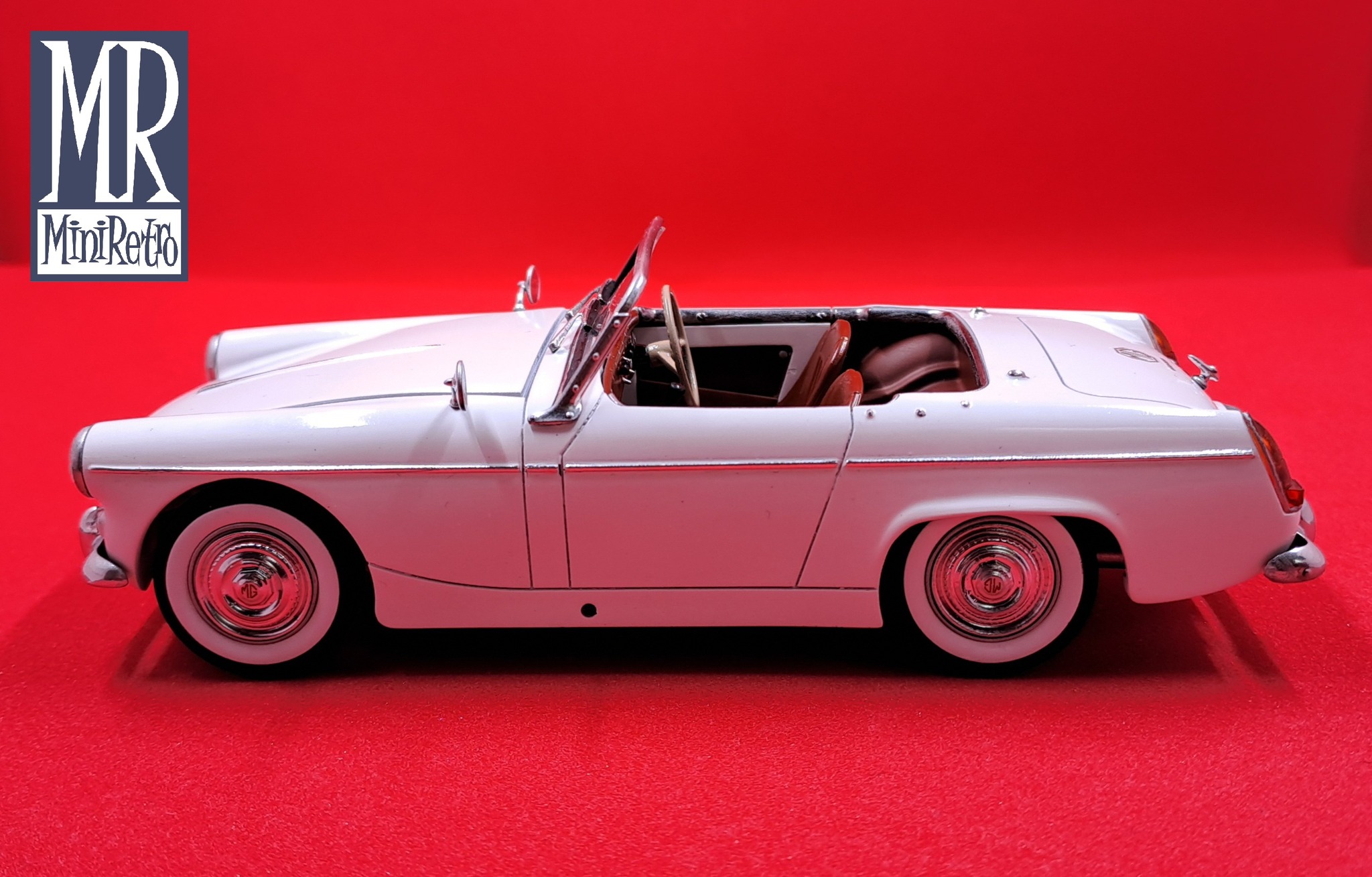 Gunze Sangyo 1/24 Austin Healey Bugeye Sprite model car build progress