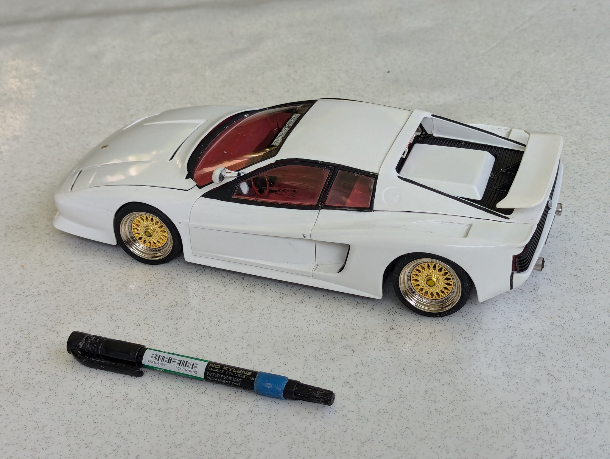 M'y 1/16 fujimi Koenig testarossa bi turbo