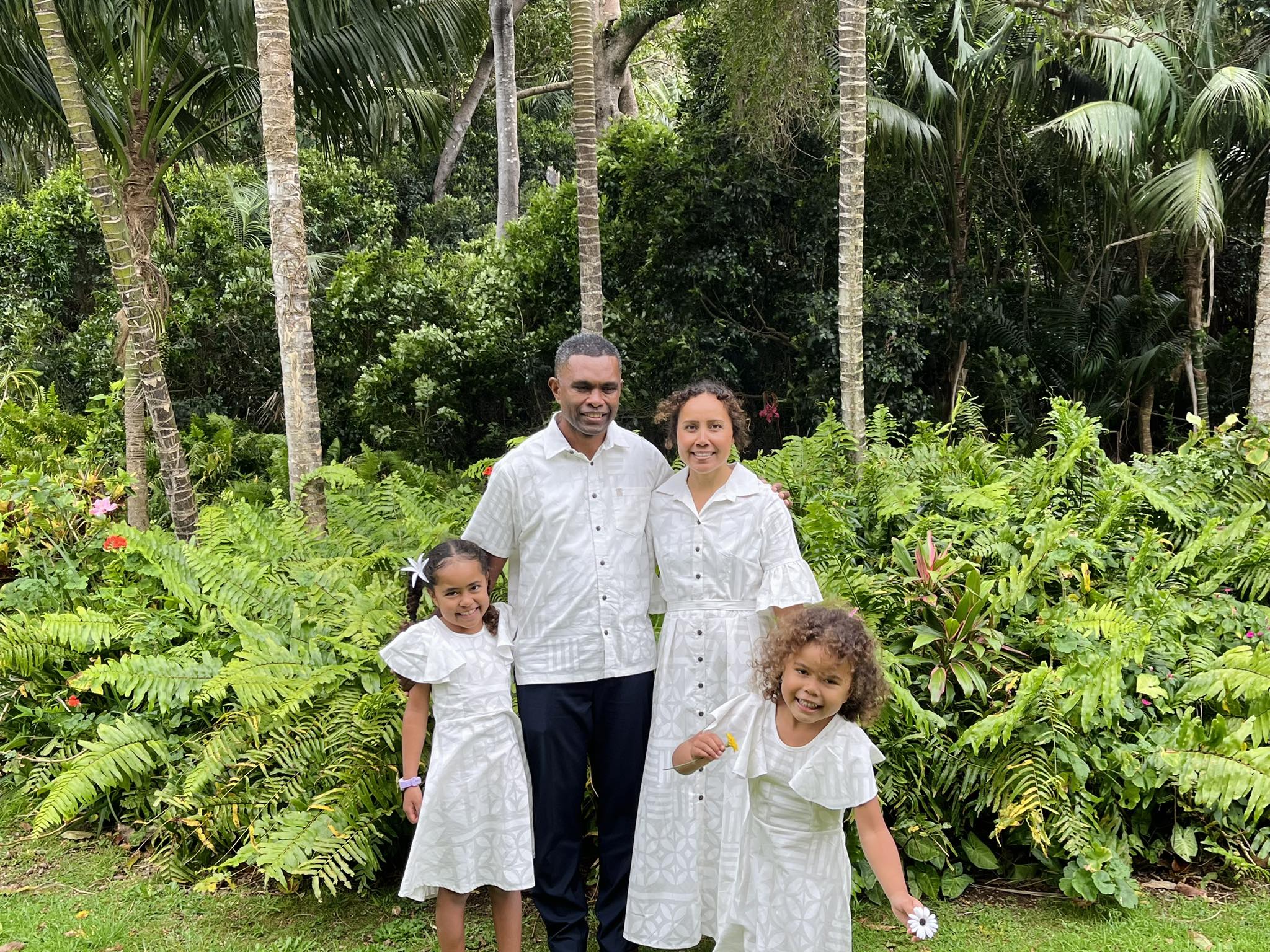 Lani Thompson Tabuavou (@leilani.thompson.50) • Facebook, Connect with ...