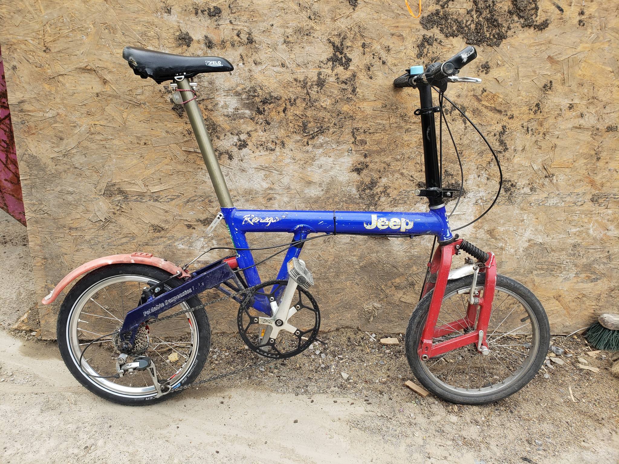 温故知新 The PEUGEOT PACIFIC-18 is a bicycle sold by Cycle Europe