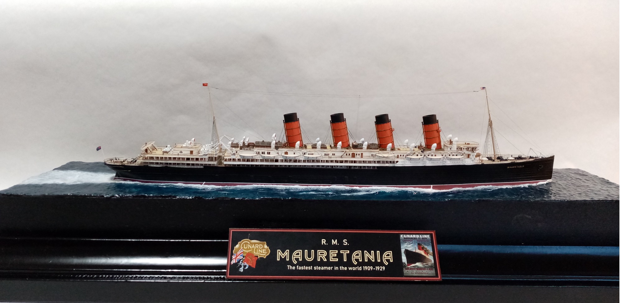 Hello! I recently finished: 1/600 Airfix Mauretania, with many