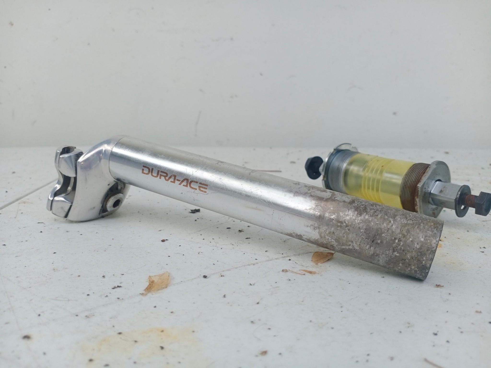 FOR SALE Shimano Dura-Ace Seatpost - NJS Certified - 27.2mm O.D. x 