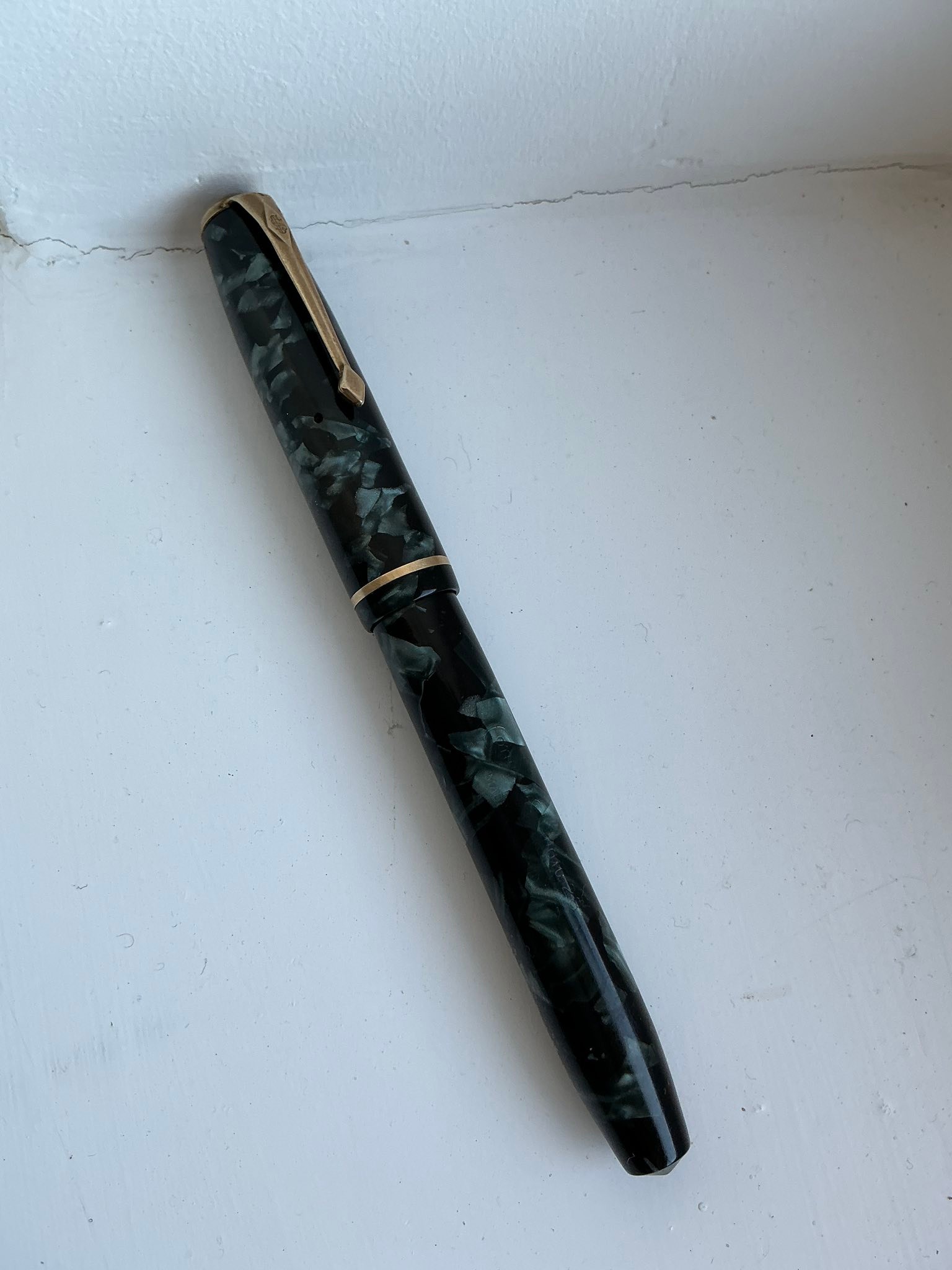 Discovering vintage Conway Stewart 28 fountain pen